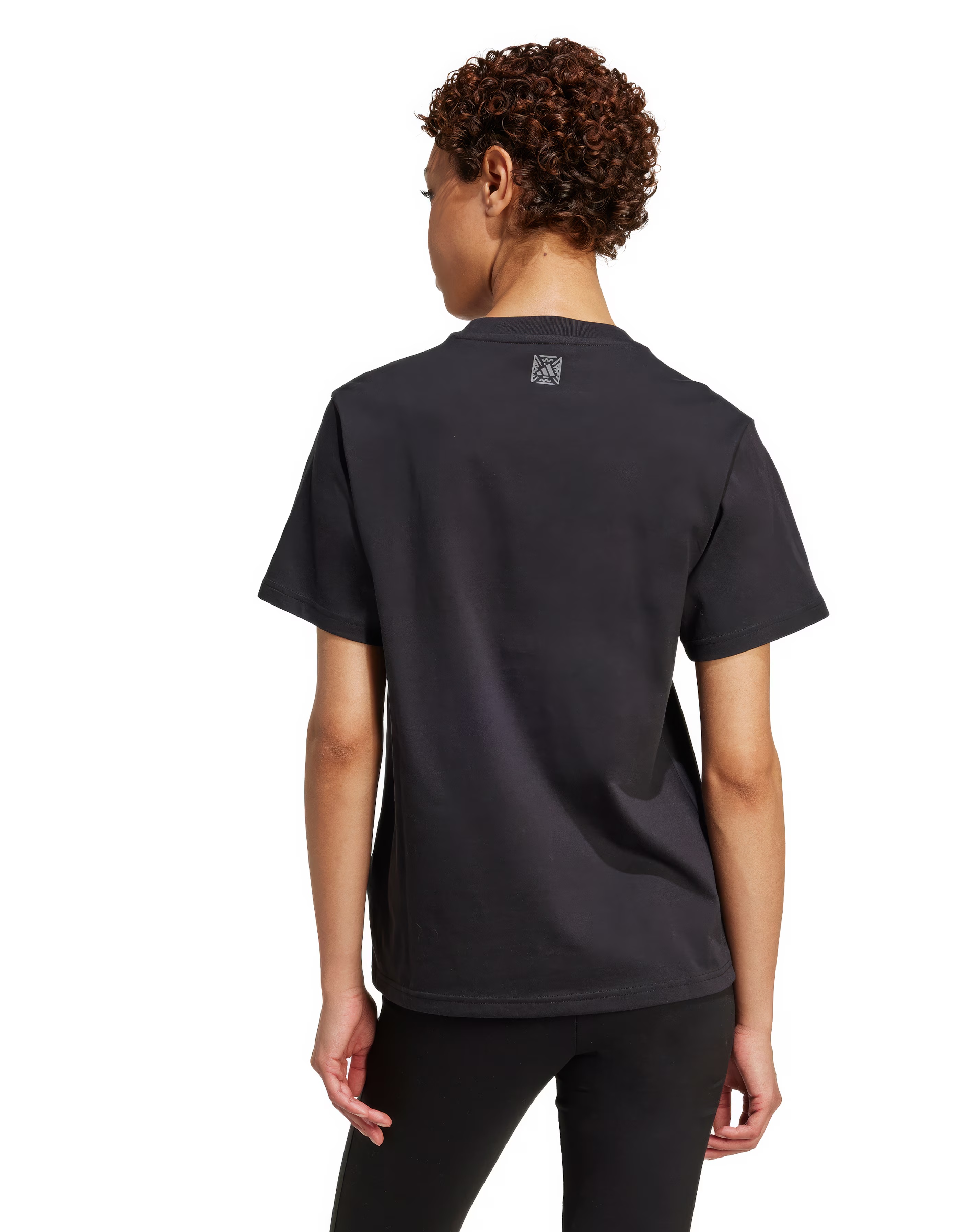 429-adidas-animal-print-essentials-t-shirt-1.webp