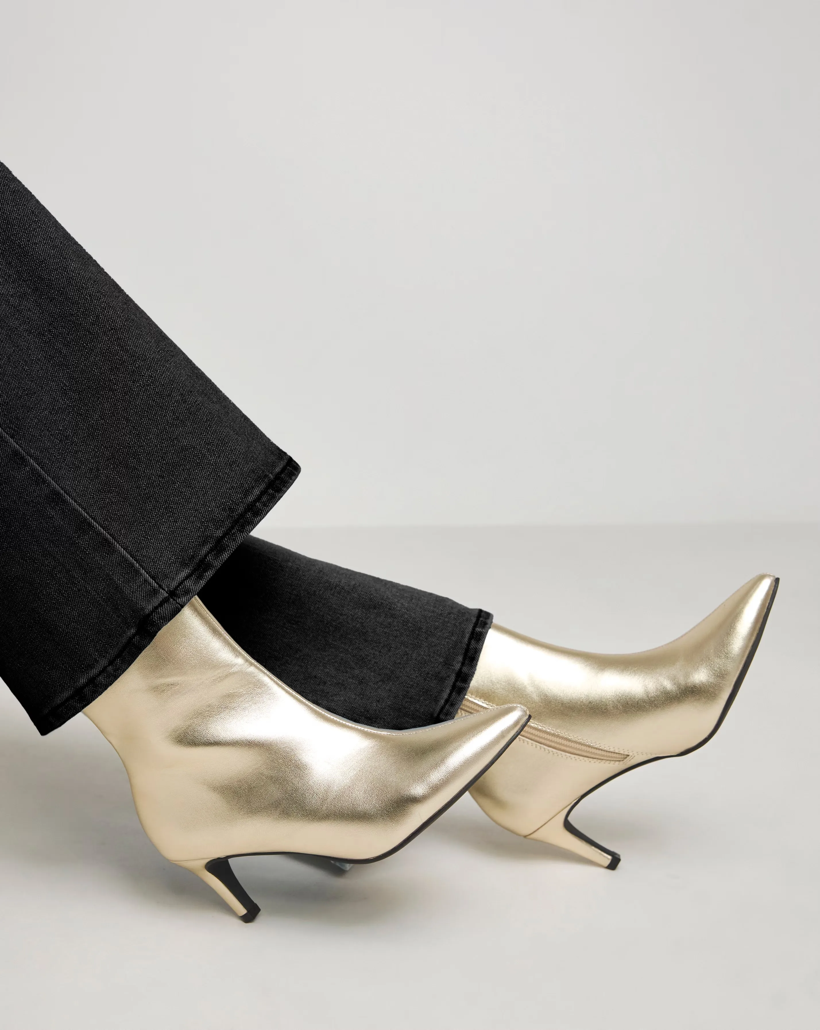 42990-sabine-ankle-kitten-heel-boots-wide-e-fit-1.webp