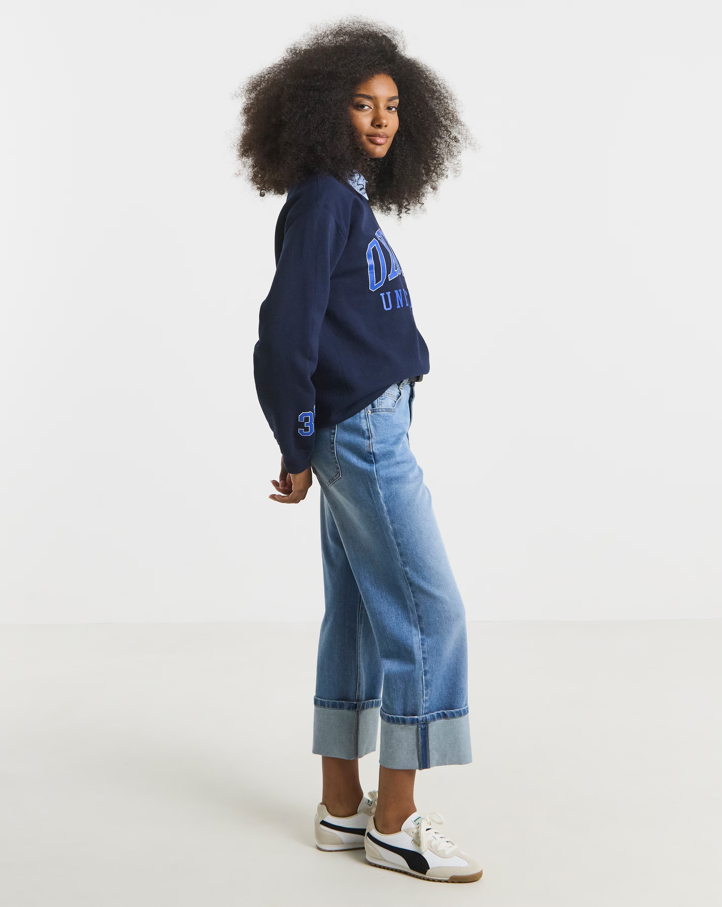 43228-oxford-license-sweatshirt-1.webp