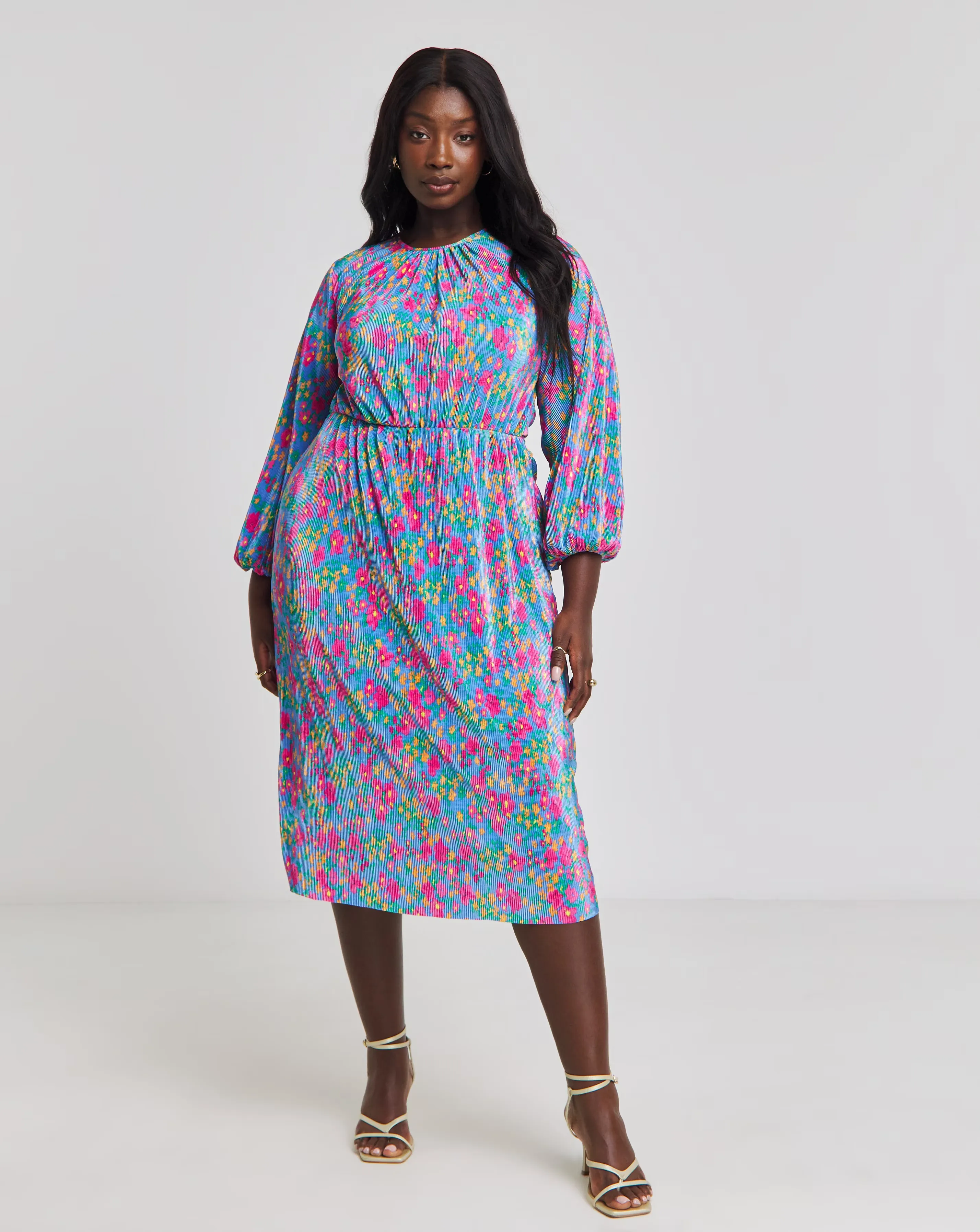 Floral Print Cut Out Back Plisse Midi Dress