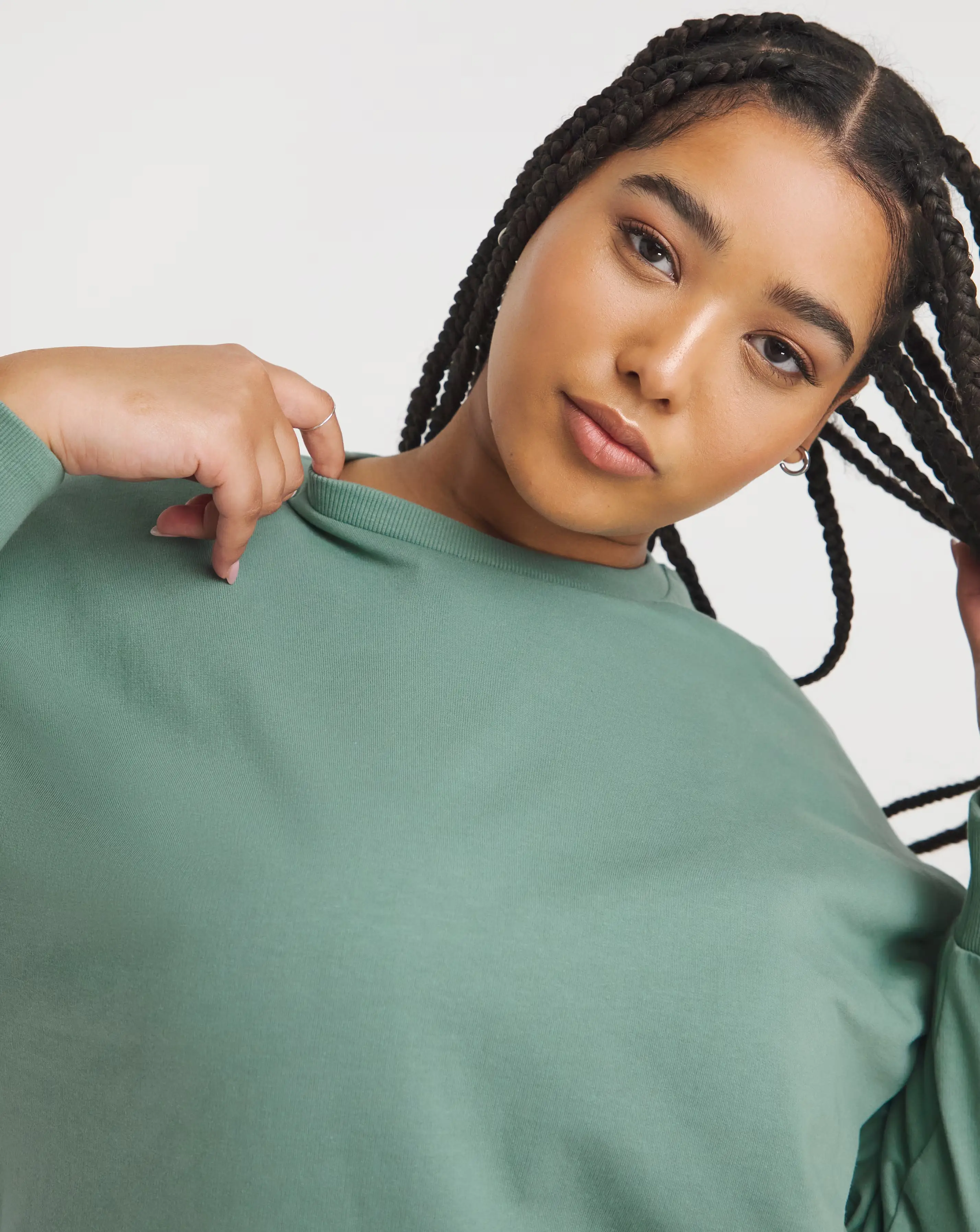 43937-green-sweatshirt-dress-1.webp