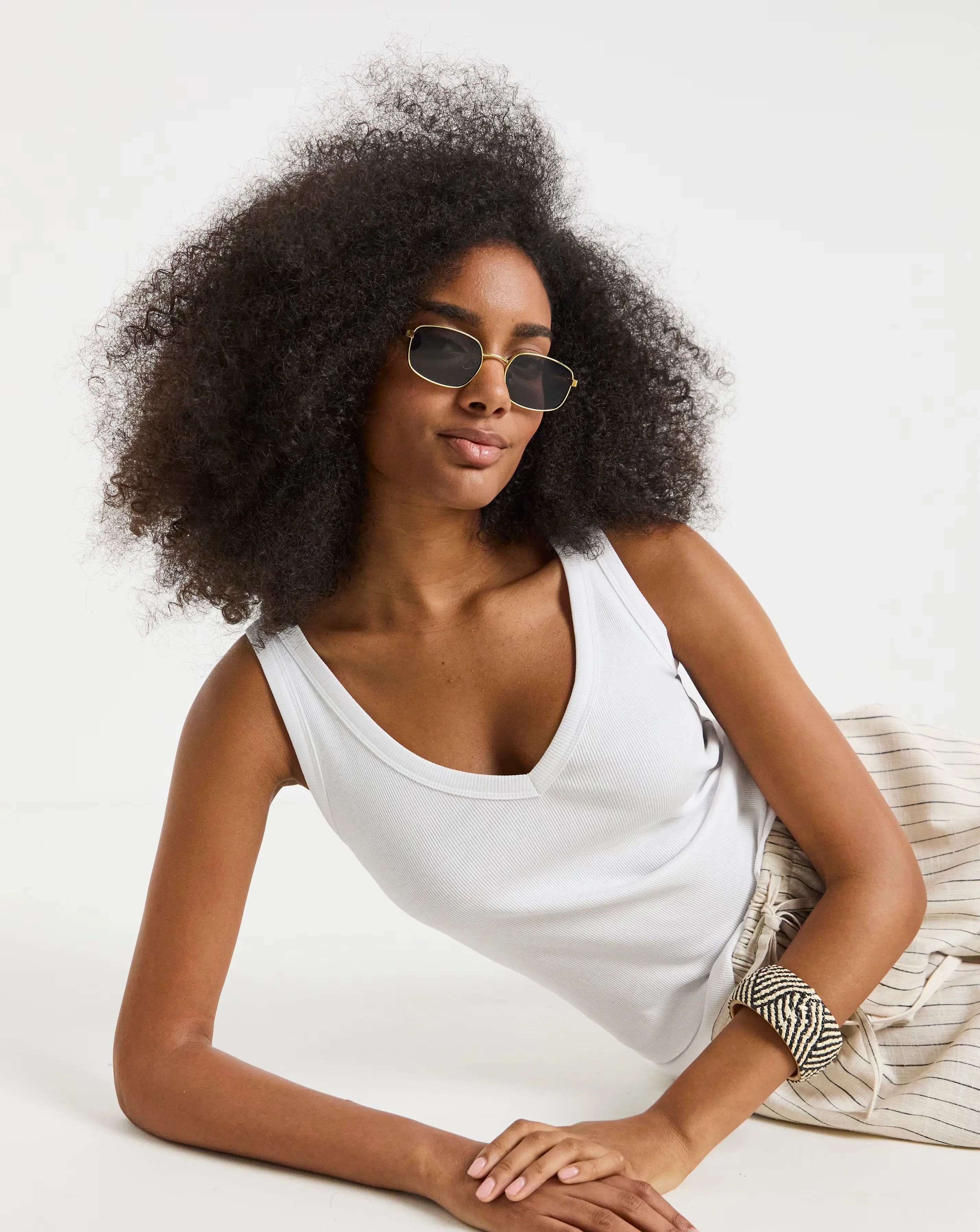 White V Neck Tank 1 46811-white-v-neck-tank-1.webp