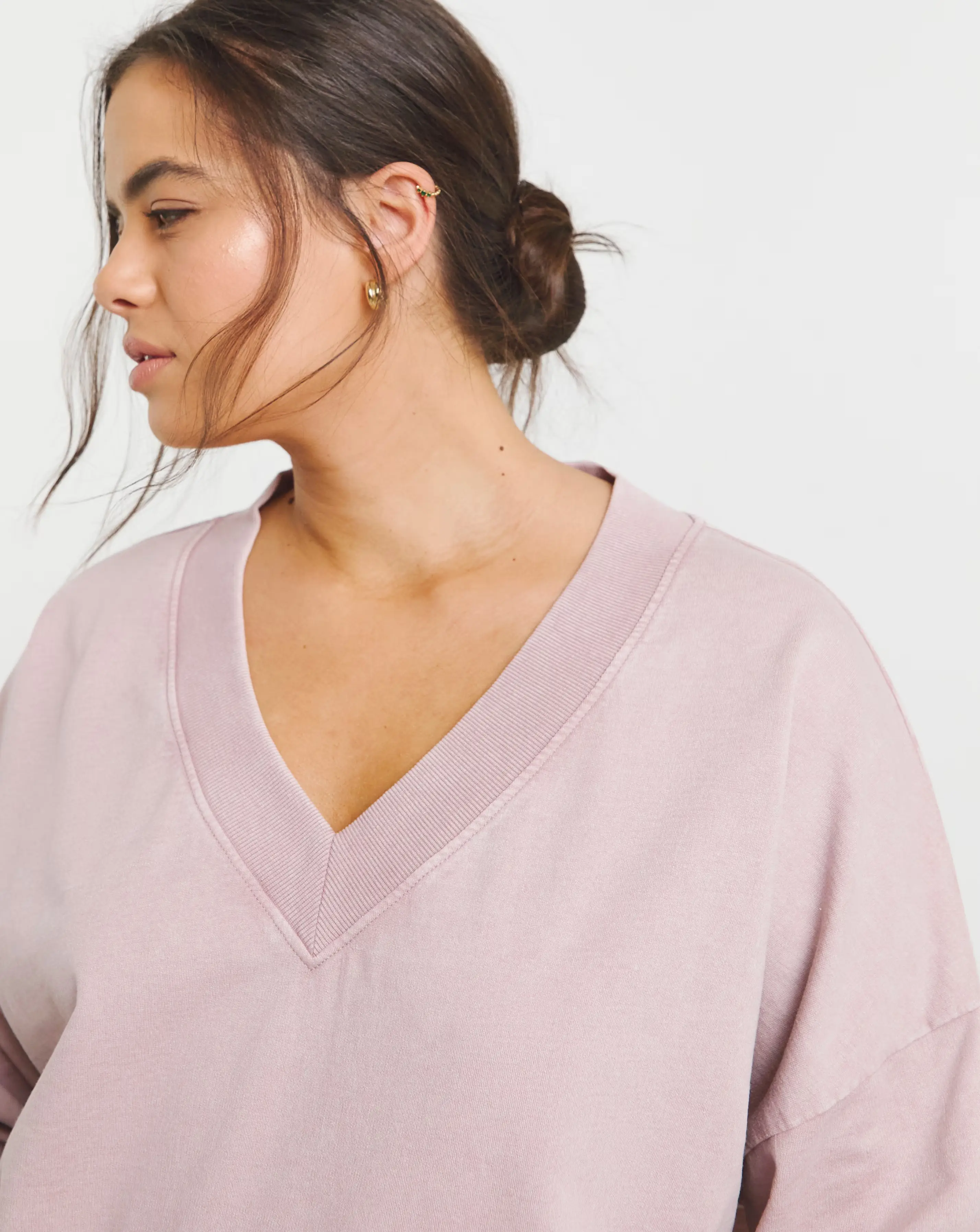 47101-simply-be-pink-v-neck-sweatshirt-1.webp