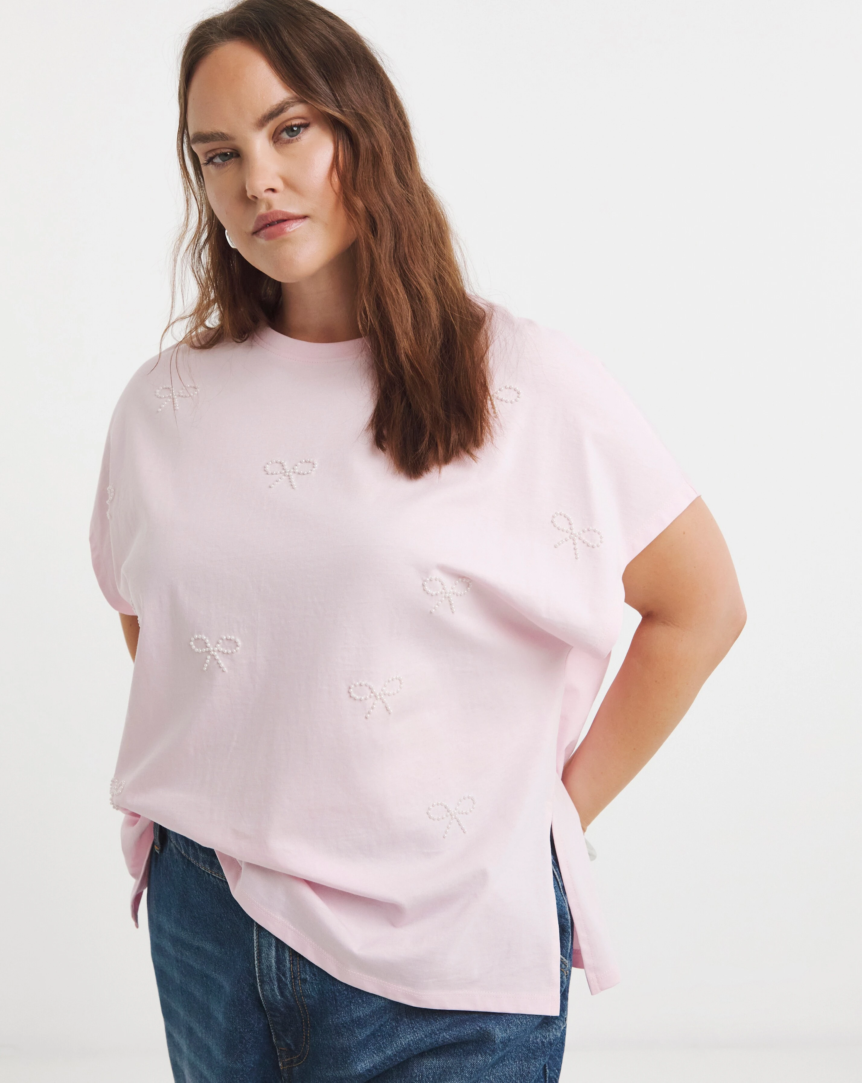 47140-simply-be-pink-pearl-bow-trim-t-shirt-1.webp