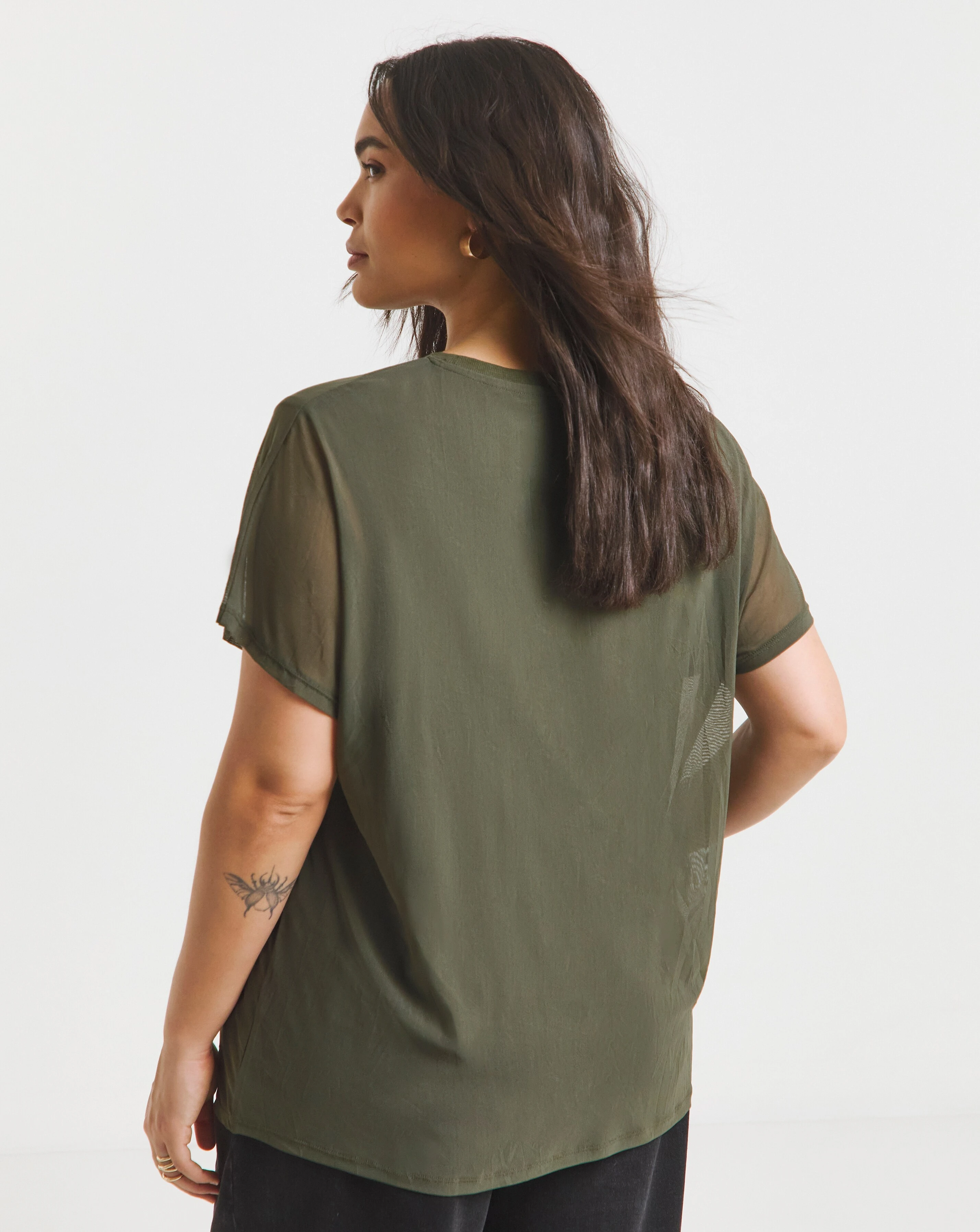 47256-dark-green-mesh-layer-t-shirt-1.webp