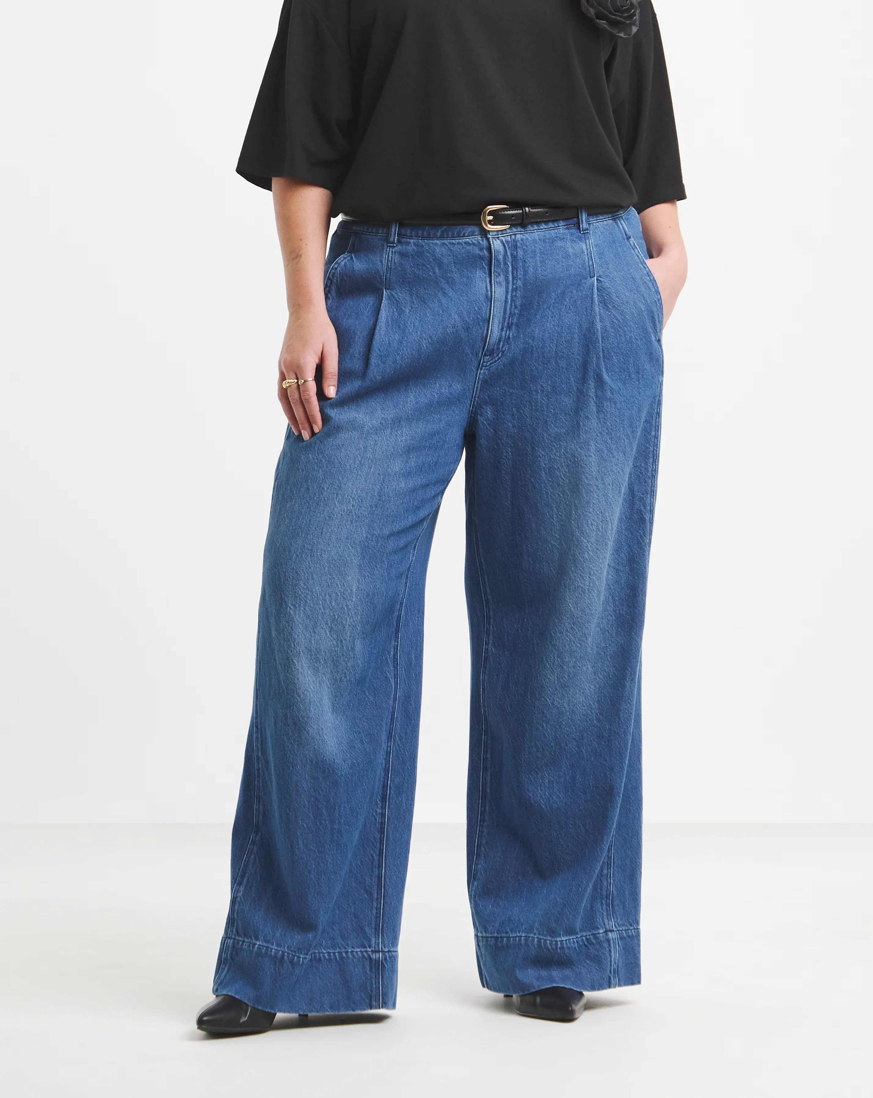 4785-drape-wide-leg-jeans-authentic-mid-blue-1.jpg