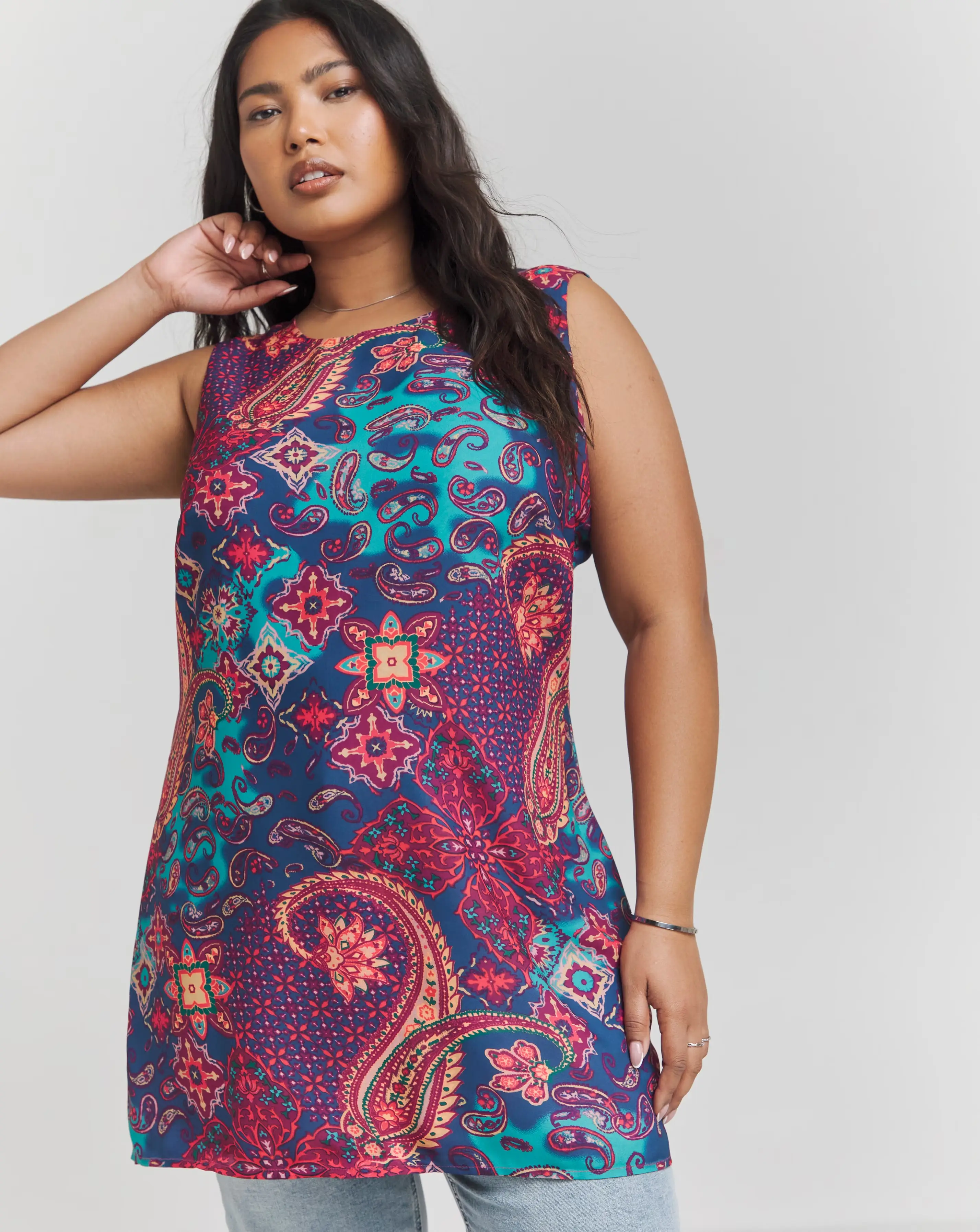 48092-joe-browns-ravishing-reversible-paisley-tunic-1.webp