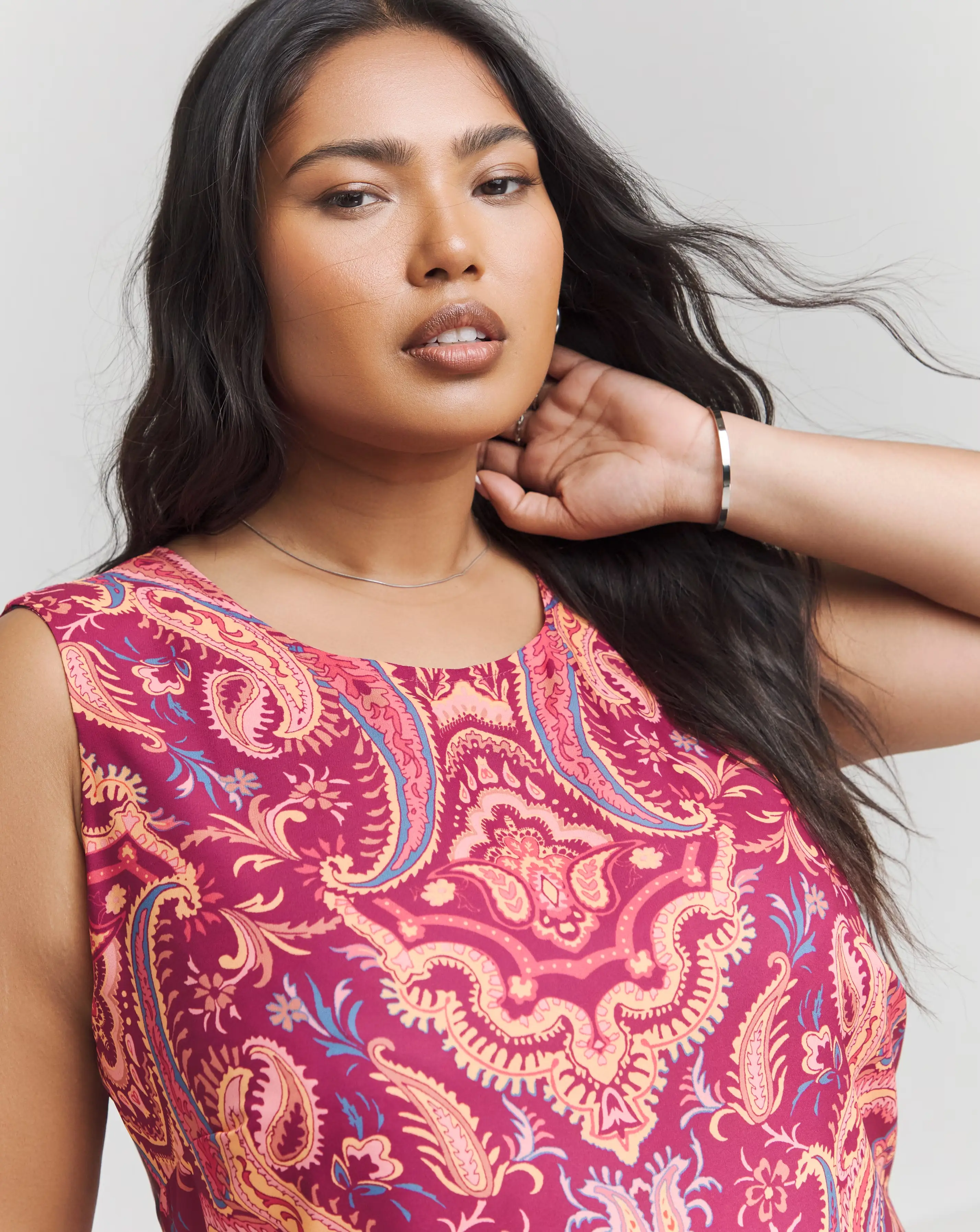 48092-joe-browns-ravishing-reversible-paisley-tunic-1.webp