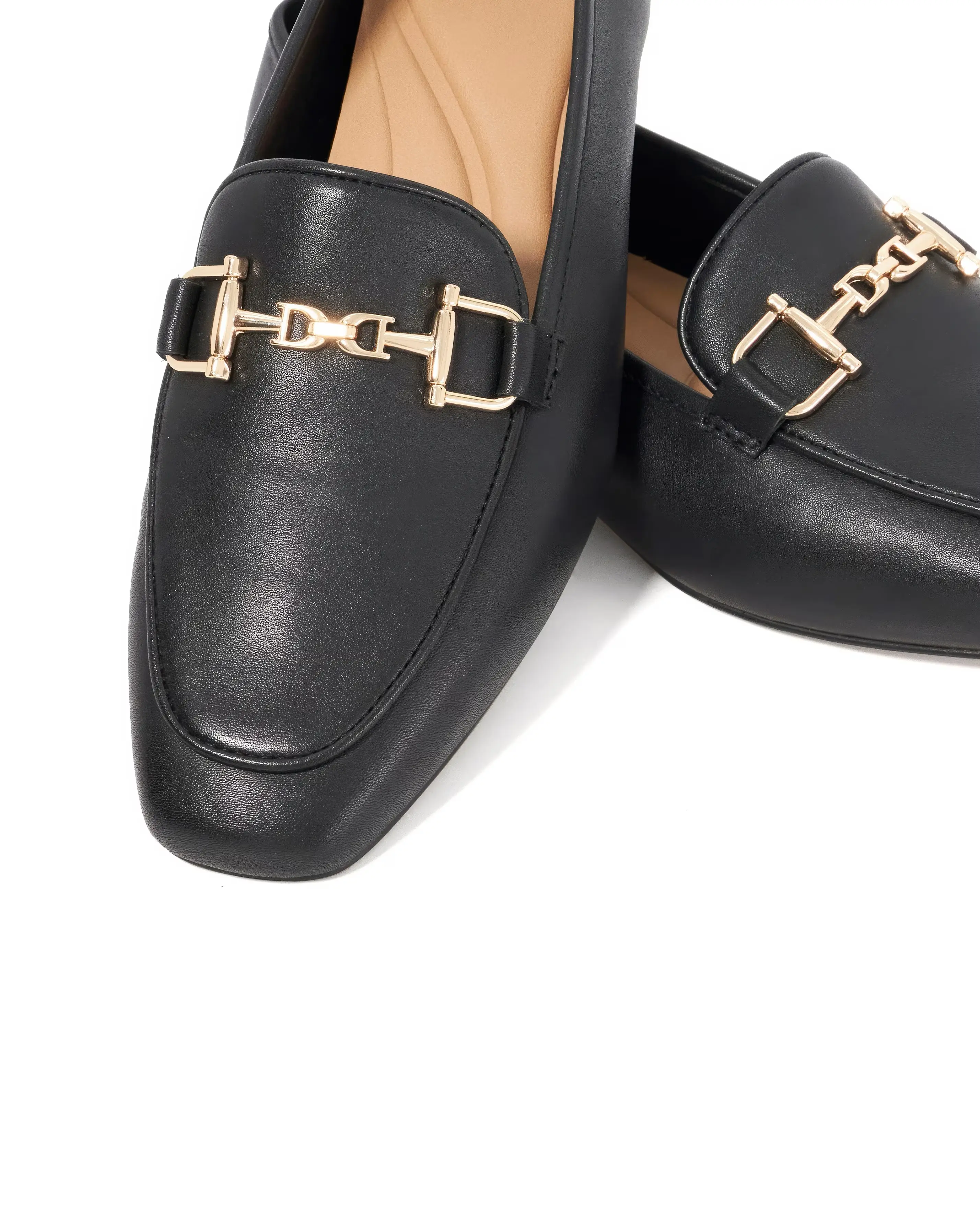 49299-dune-grained-leather-loafer-standard-fit-1.jpg