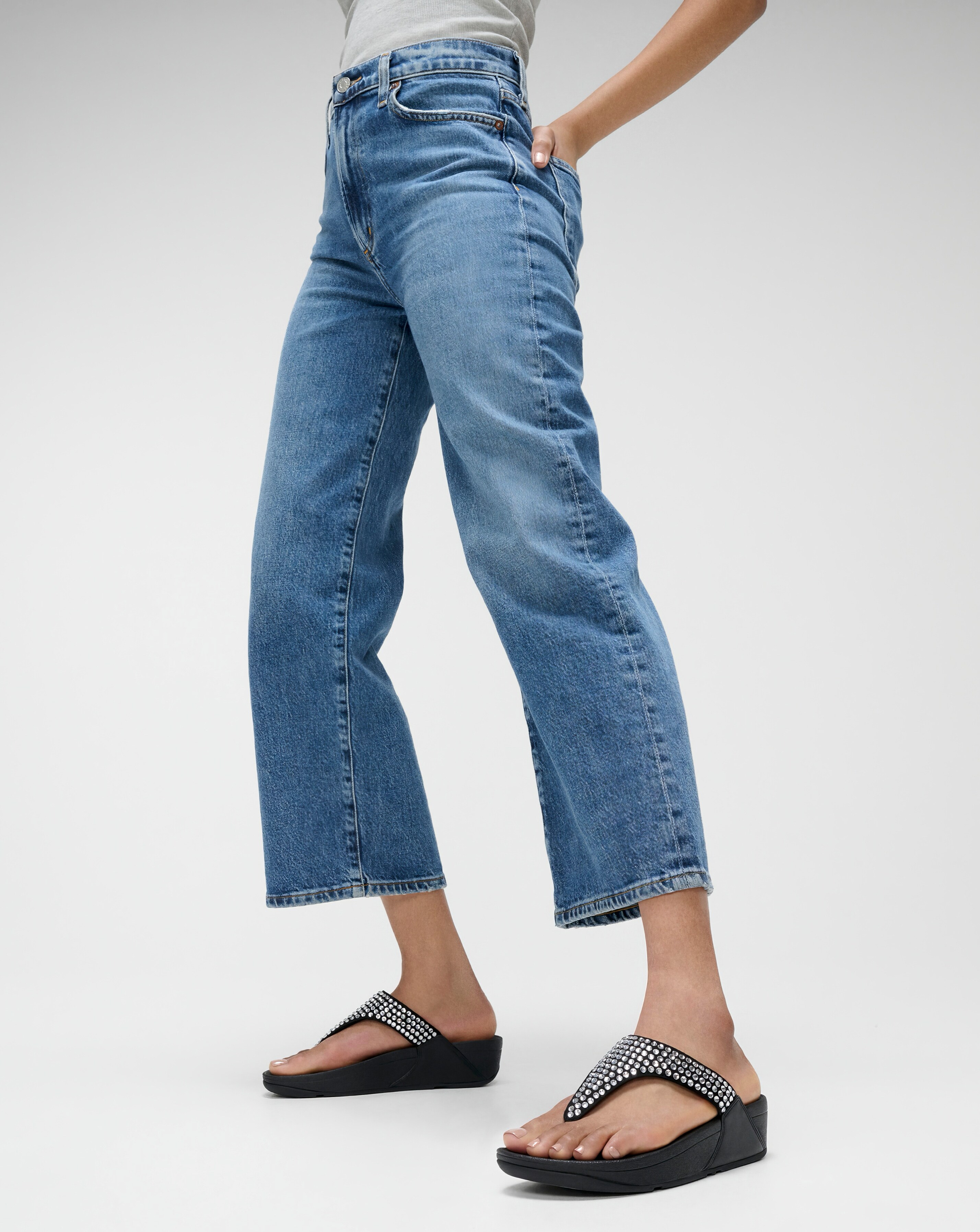 49323-fit-flop-lulu-crystal-toe-post-sandals-standard-fit-1.jpg