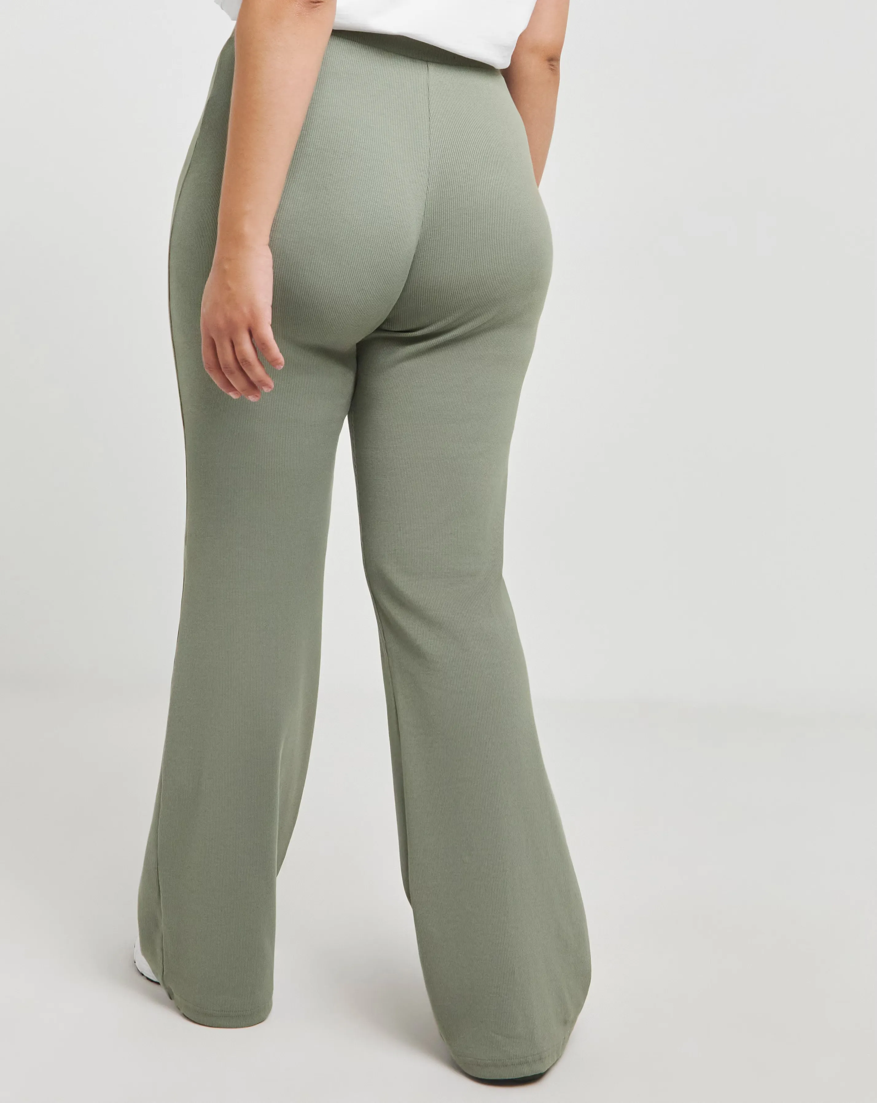 49950-gym-king-sports-luxe-flared-trousers-1.webp