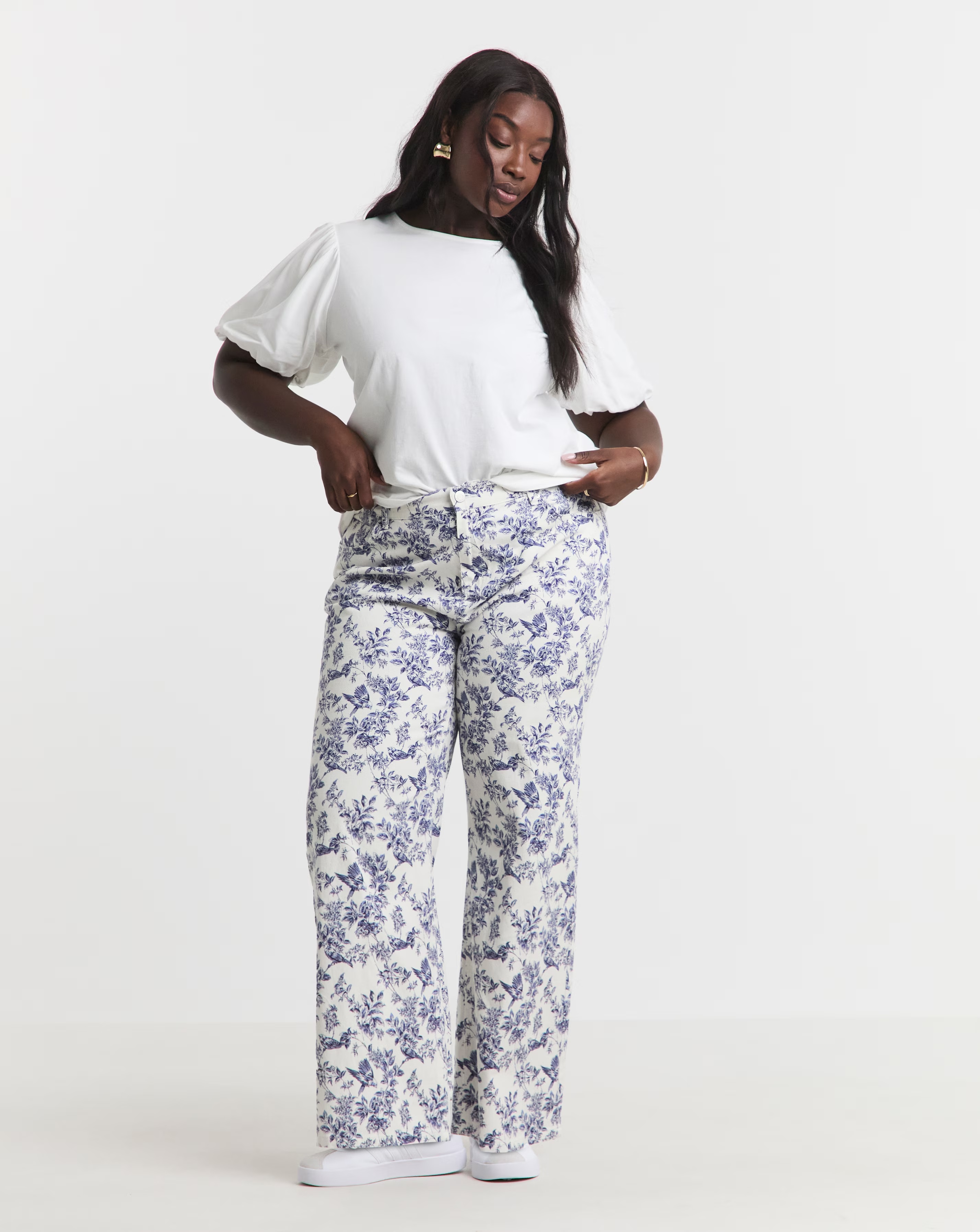 5038-simply-be-blue-floral-printed-denim-wide-leg-jeans-1.jpg