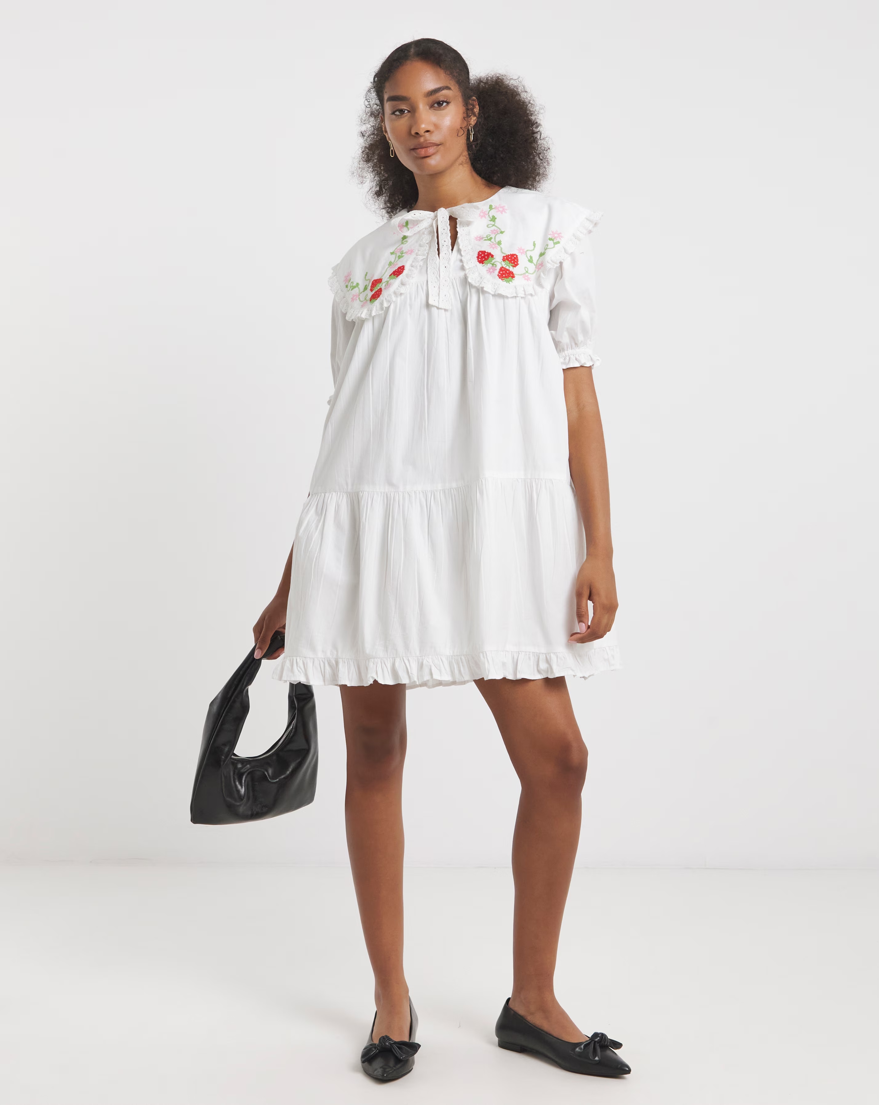 50890-neon-rose-white-cotton-poplin-smock-dress-with-strawberry-embroidery-collar-1.jpg