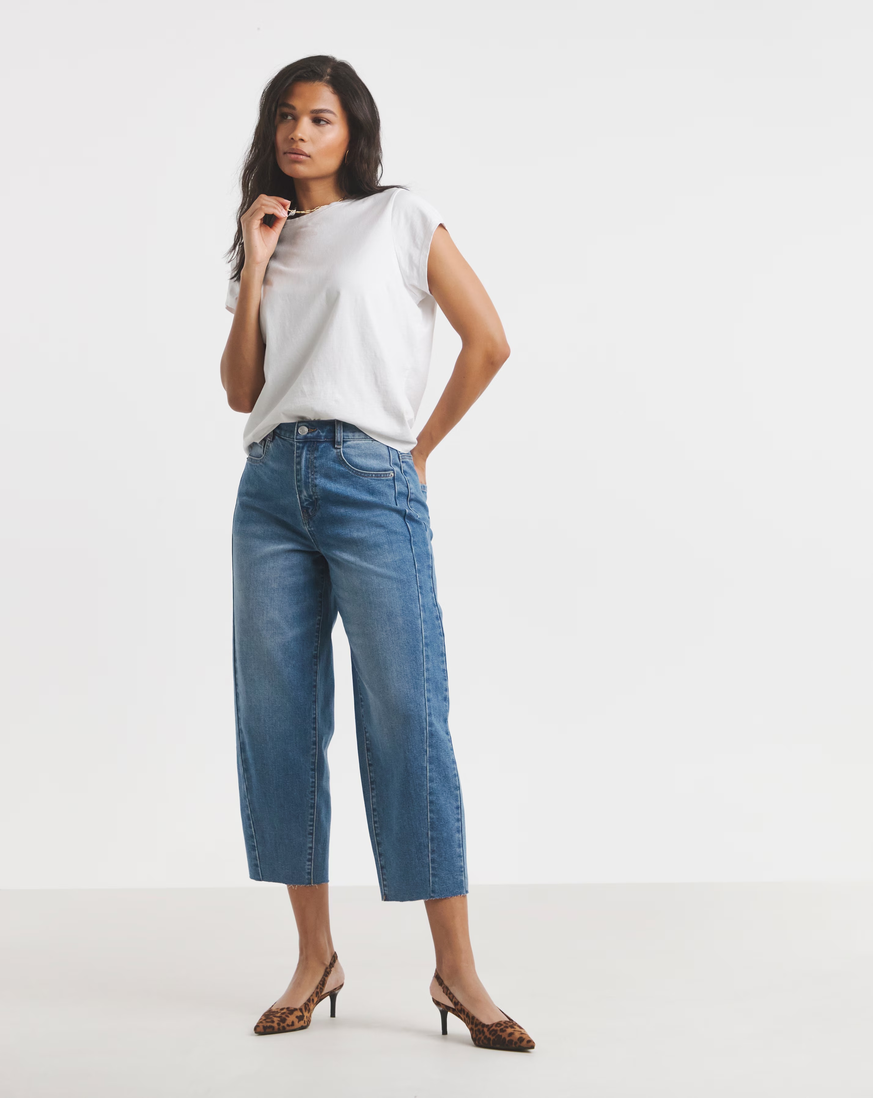 Simply Be Mid Blue Cropped Barrel Leg Jeans 1 5137-simply-be-mid-blue-cropped-barrel-leg-jeans-1.jpg