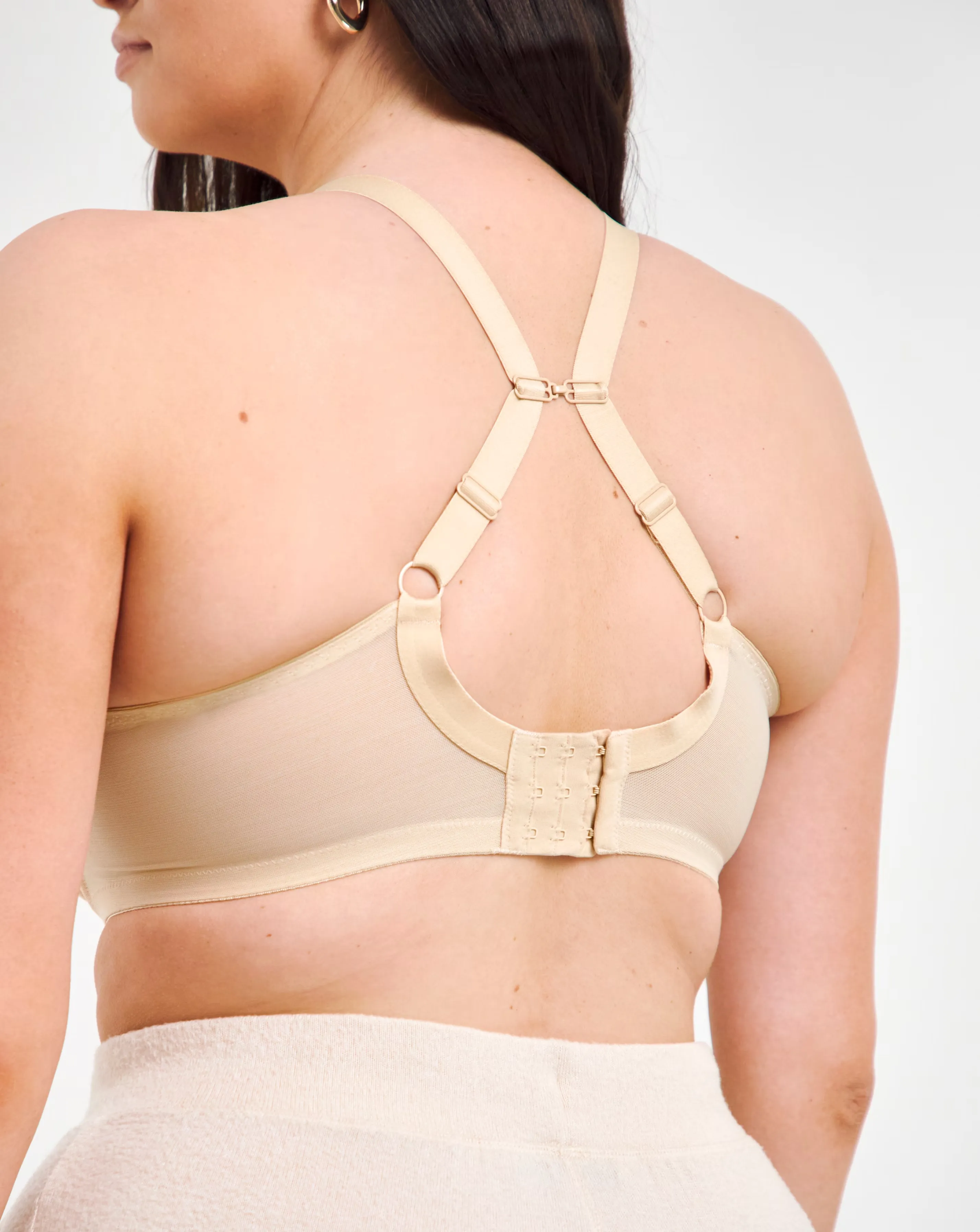 51489-elomi-energise-high-impact-wired-sport-bra-nude-1.webp