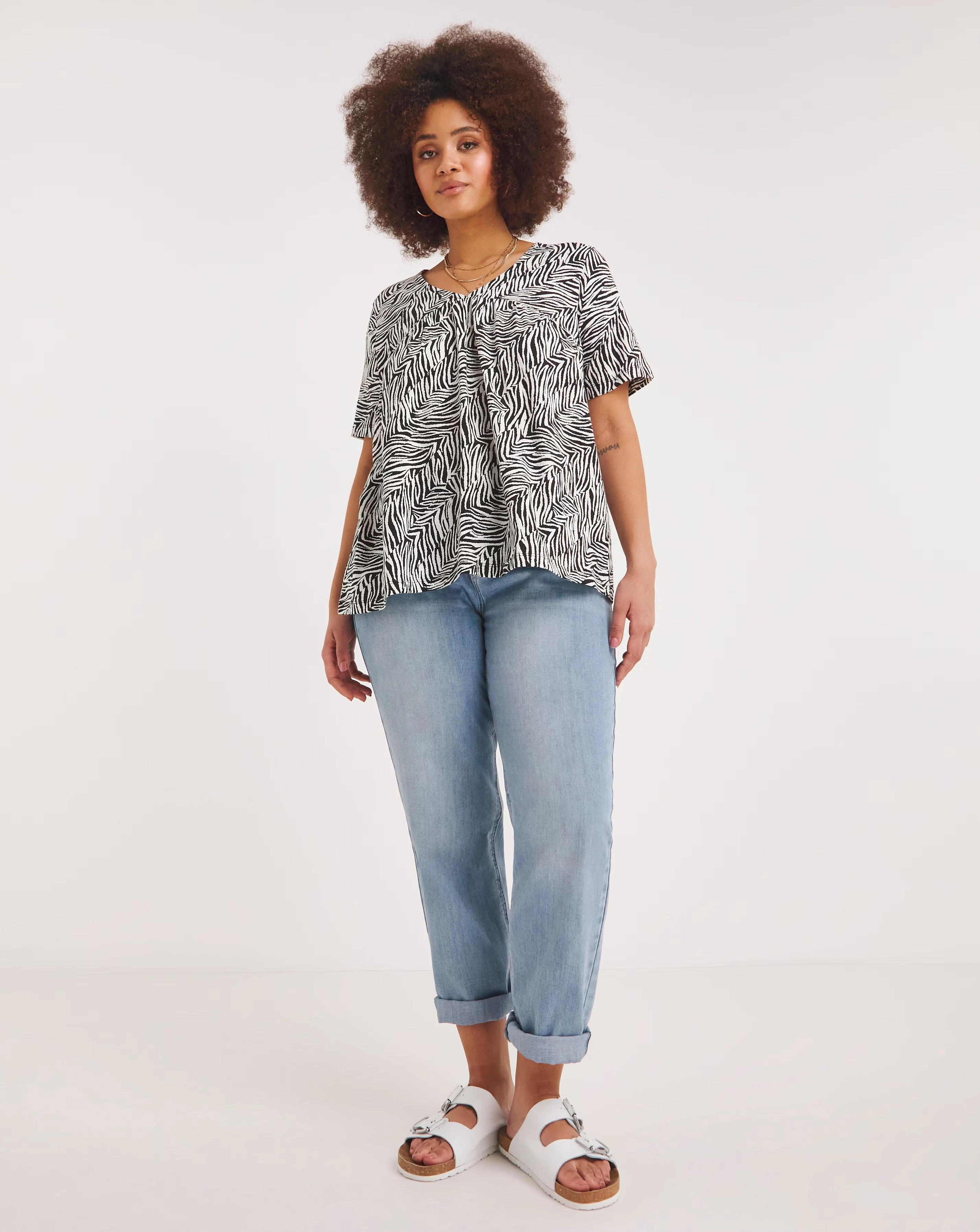 Zebra V Neck Floaty Tee