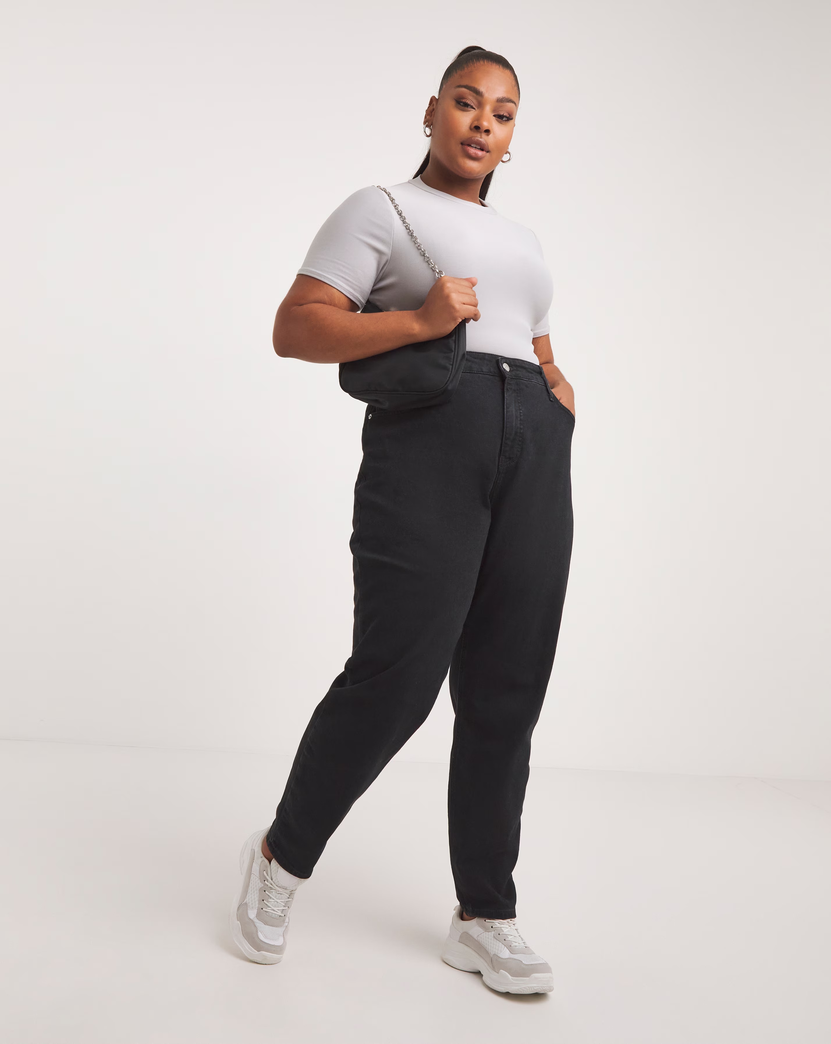 Calvin Klein Jeans Mom Jean