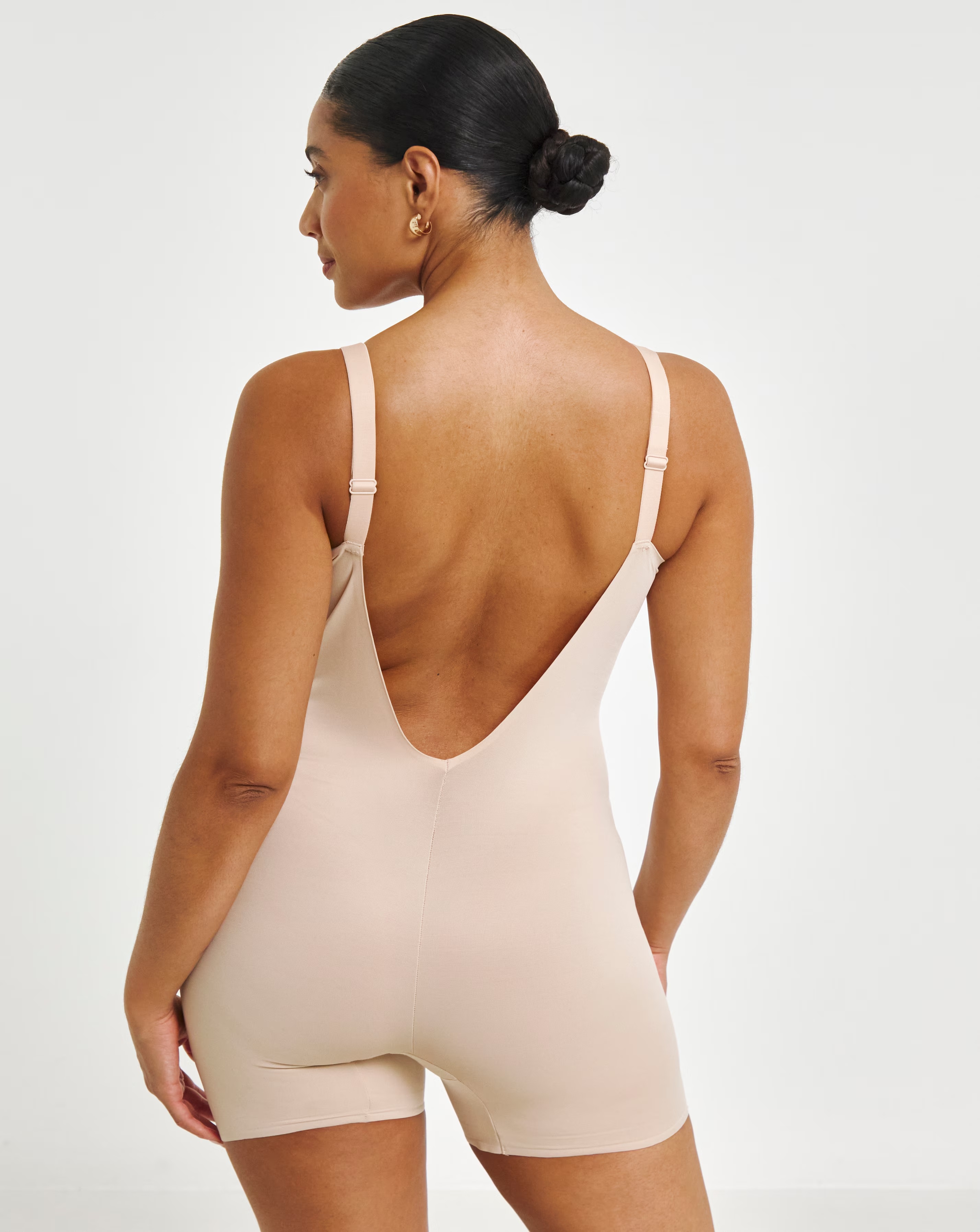 54500-miraclesuit-showstopper-low-back-all-in-one-firm-control-bike-short-warm-beige-1.jpg
