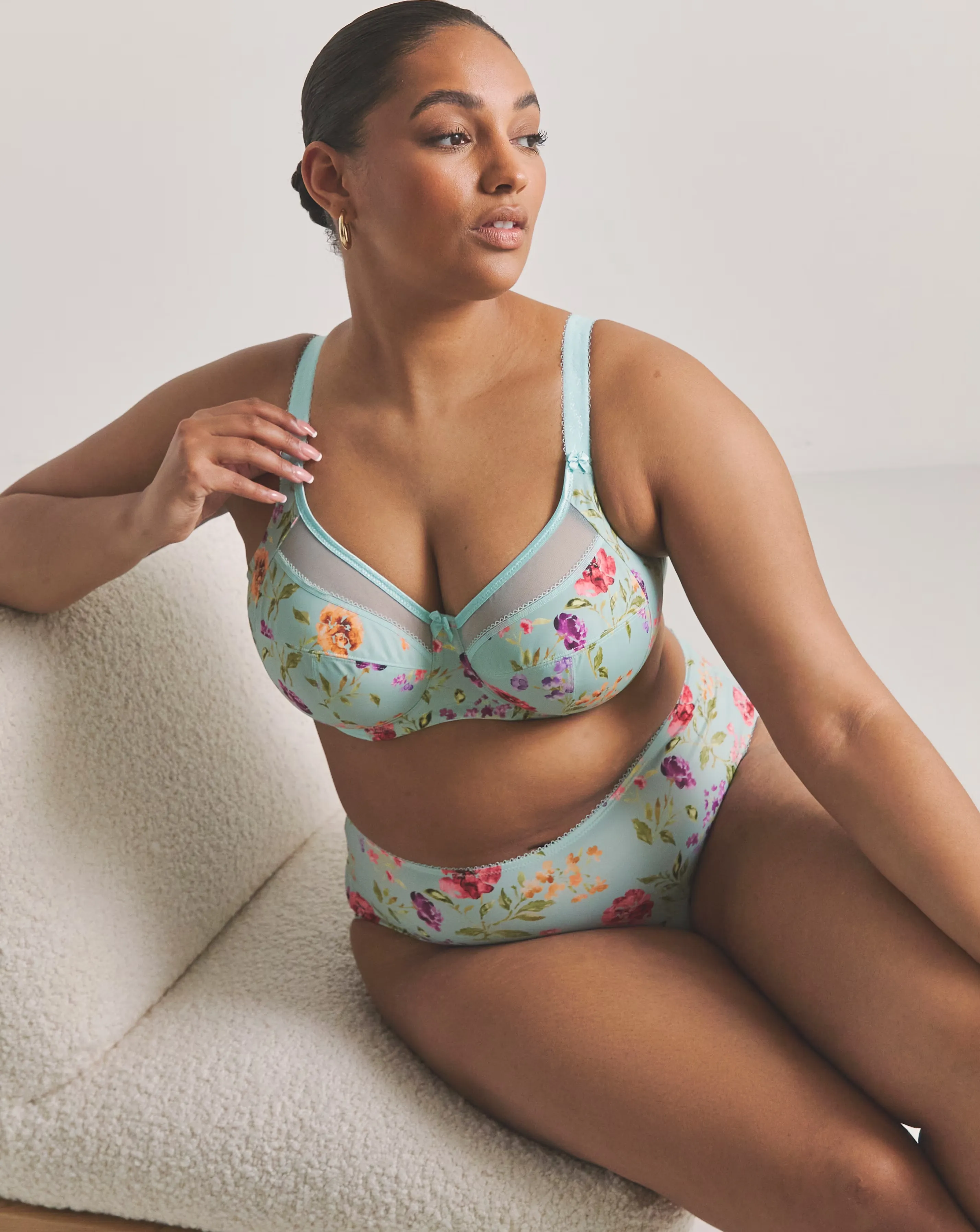 Goddess Kayla Full Cup Wired Bra Blue Haze 1 55185-goddess-kayla-full-cup-wired-bra-blue-haze-1.webp