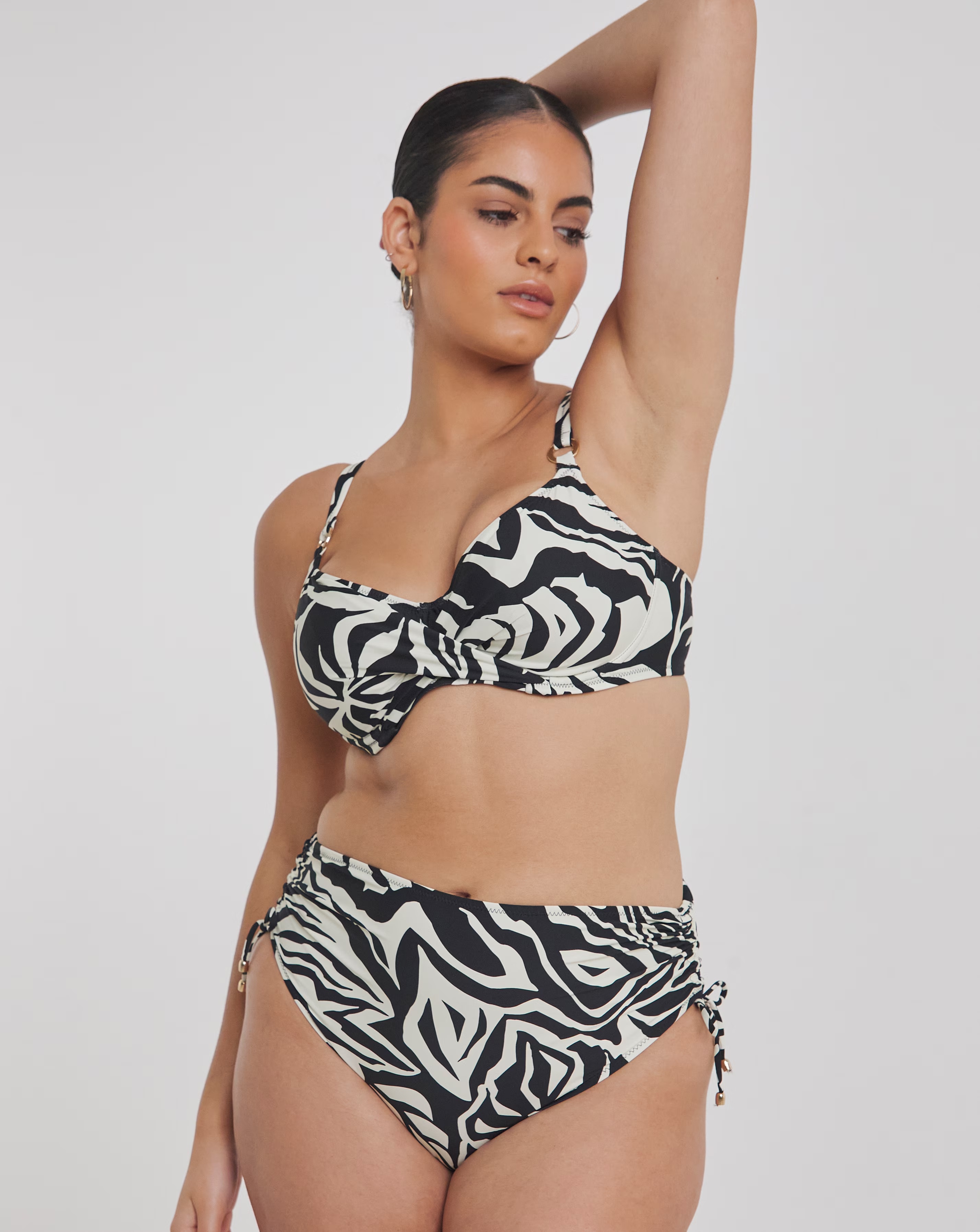 55677-fantasie-aruba-nights-full-bikini-brief-black-cream-1.jpg