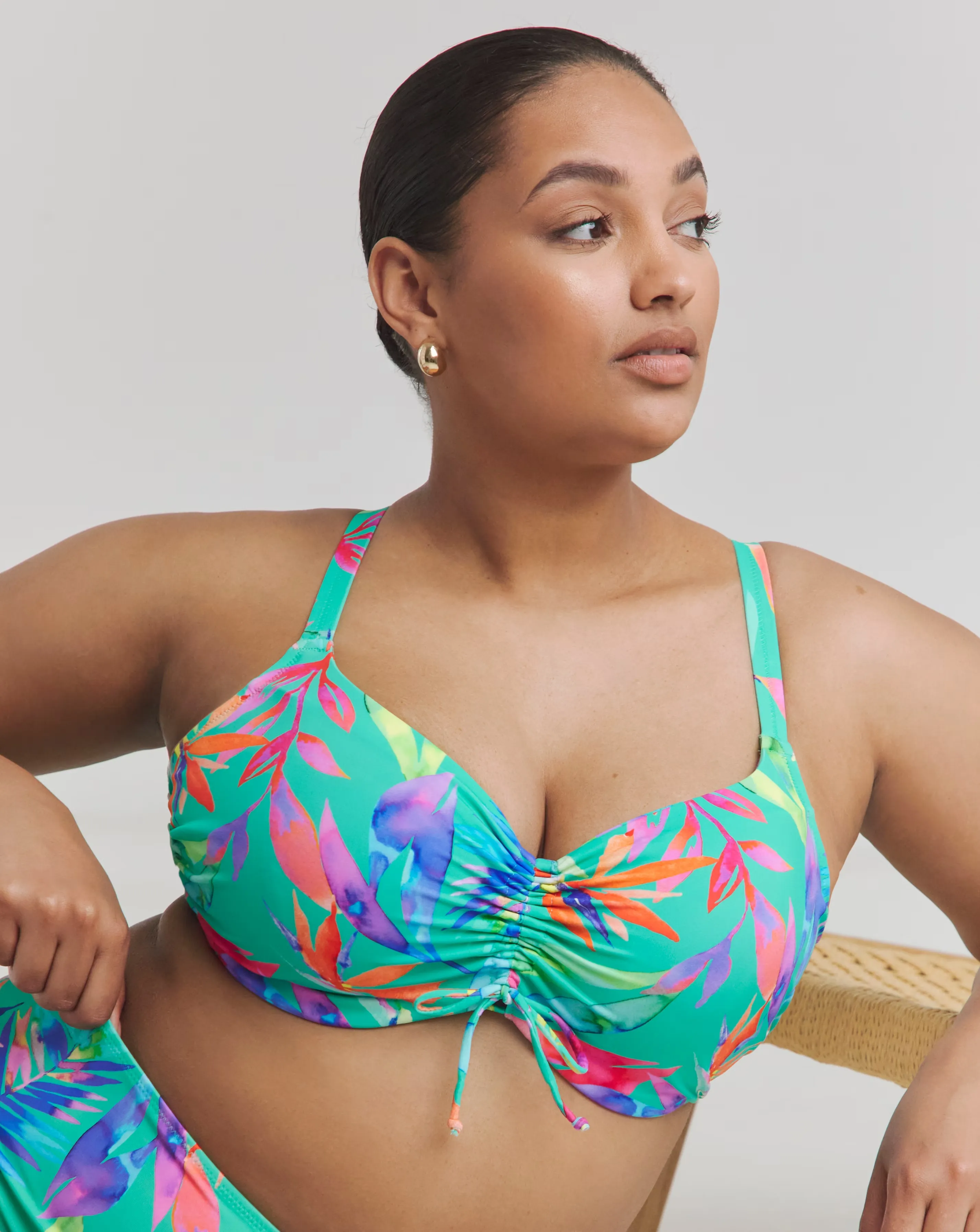 56373-elomi-toyama-tides-adjustable-wired-bikini-top-jade-1.webp