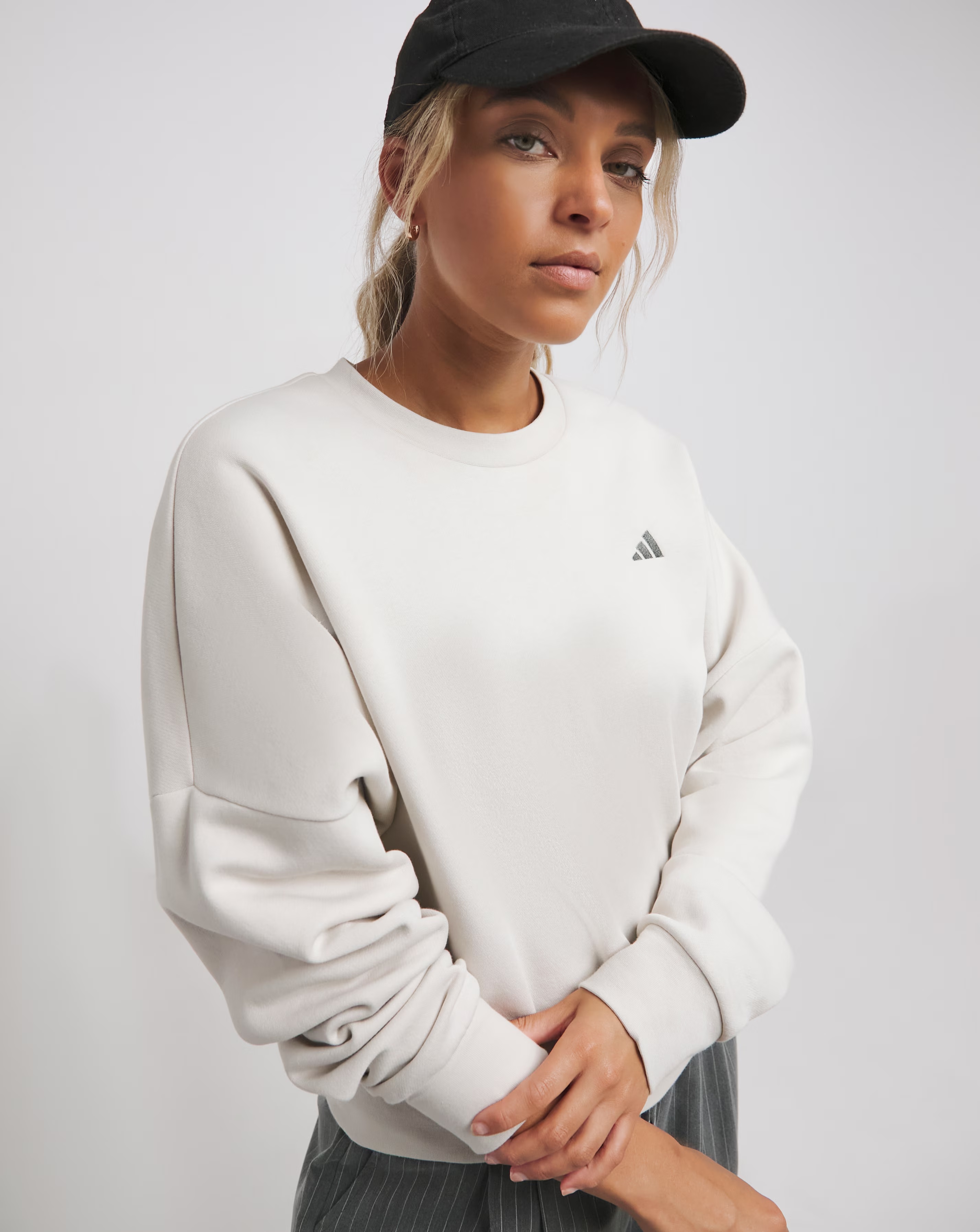 adidas Small Logo Sweatshirt 1 58009-adidas-small-logo-sweatshirt-1.jpg