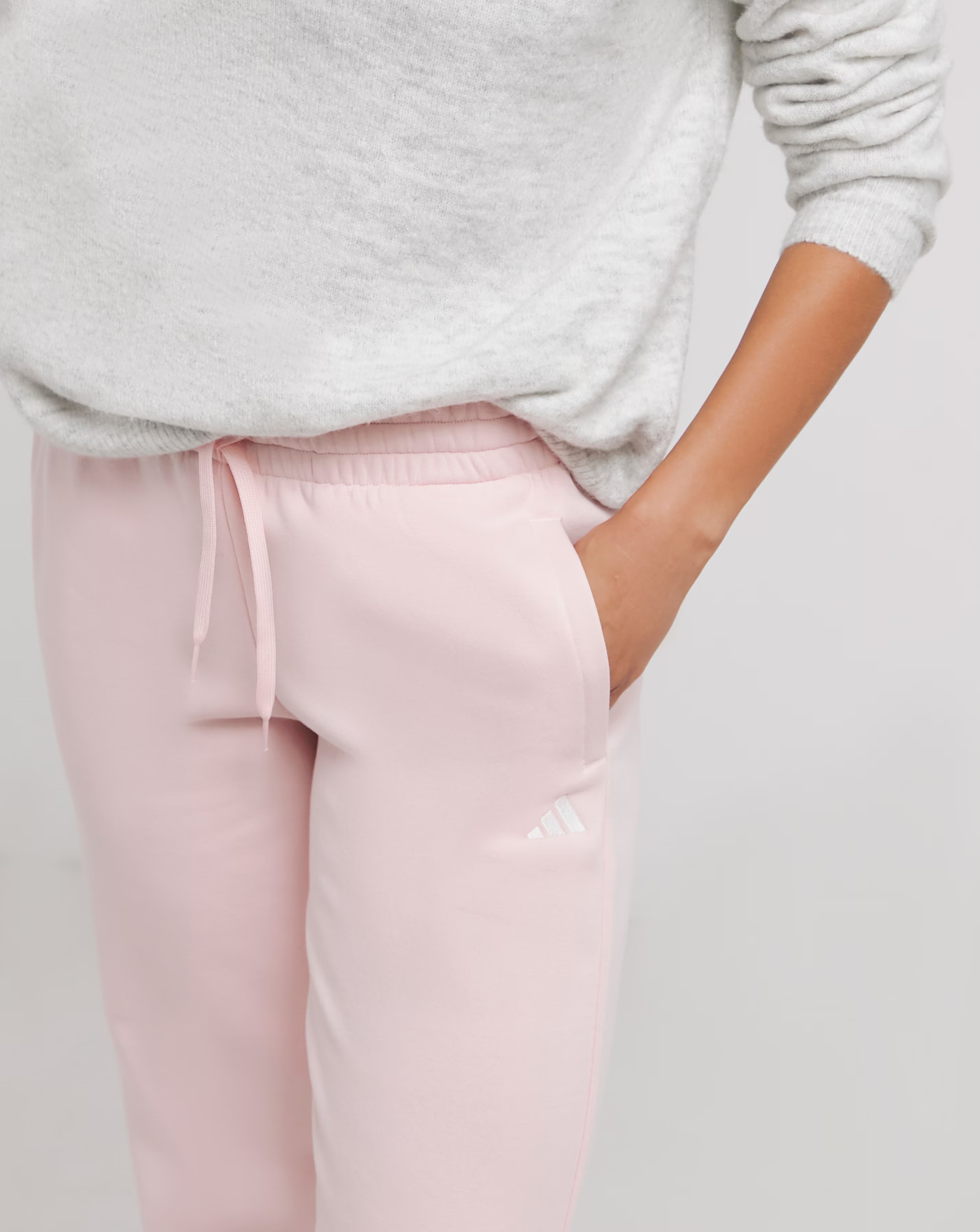 58019-adidas-small-logo-pant-1.jpg