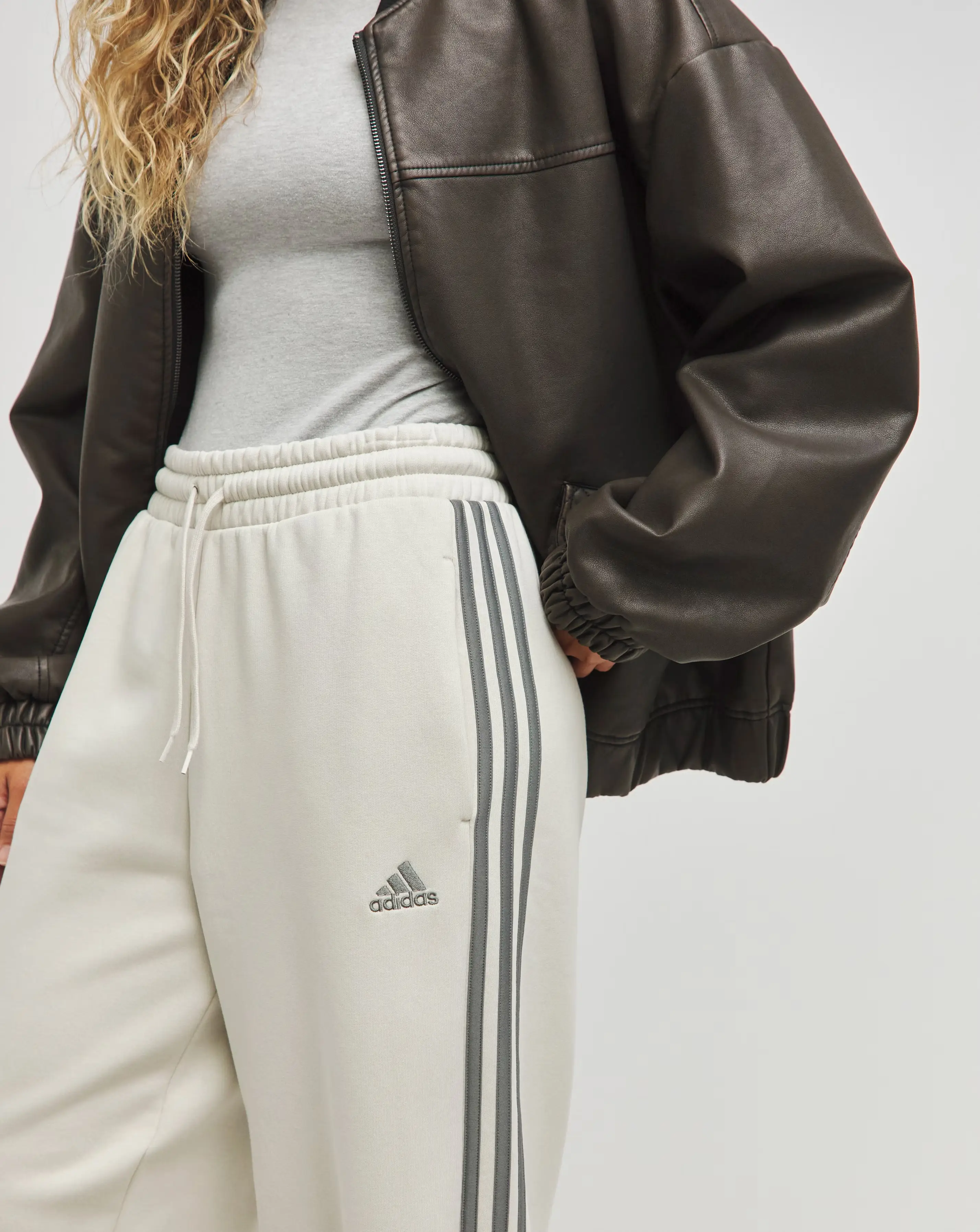 58024-adidas-3-stripes-pant-1.jpg