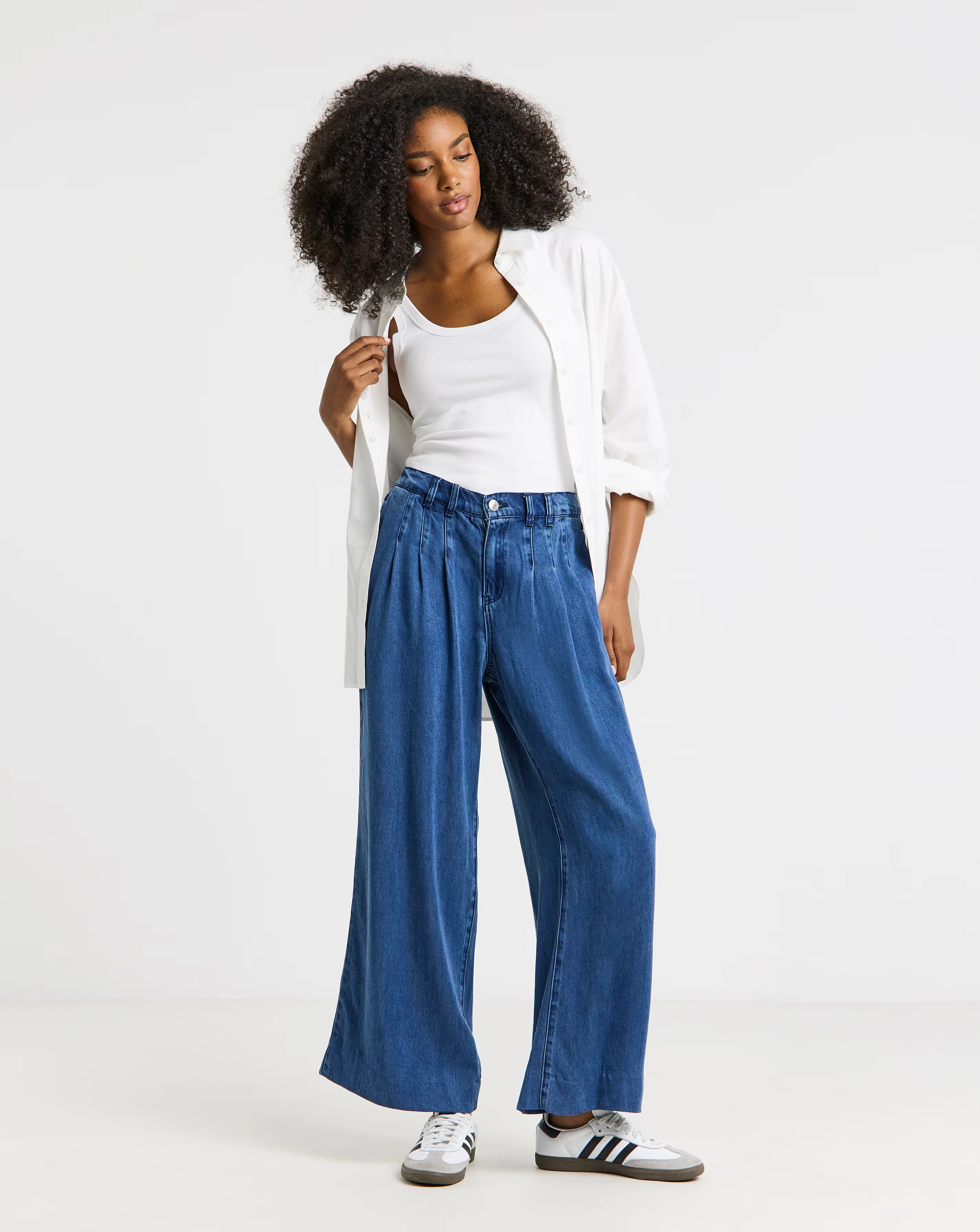 5803-simply-be-mid-blue-pleat-detail-lyocell-wide-leg-jeans-1.webp