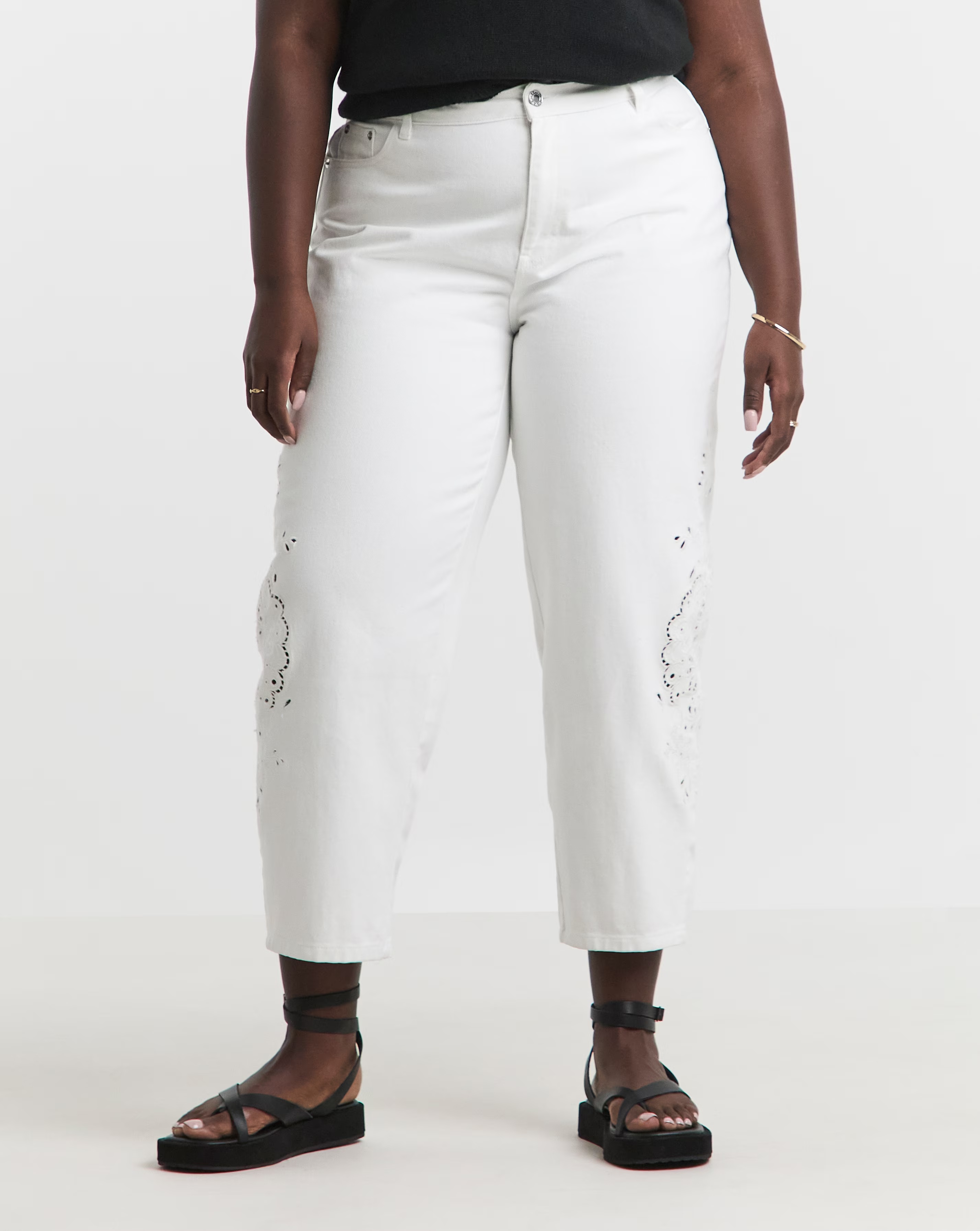 5866-simply-be-white-broderie-detail-barrel-leg-jeans-1.jpg