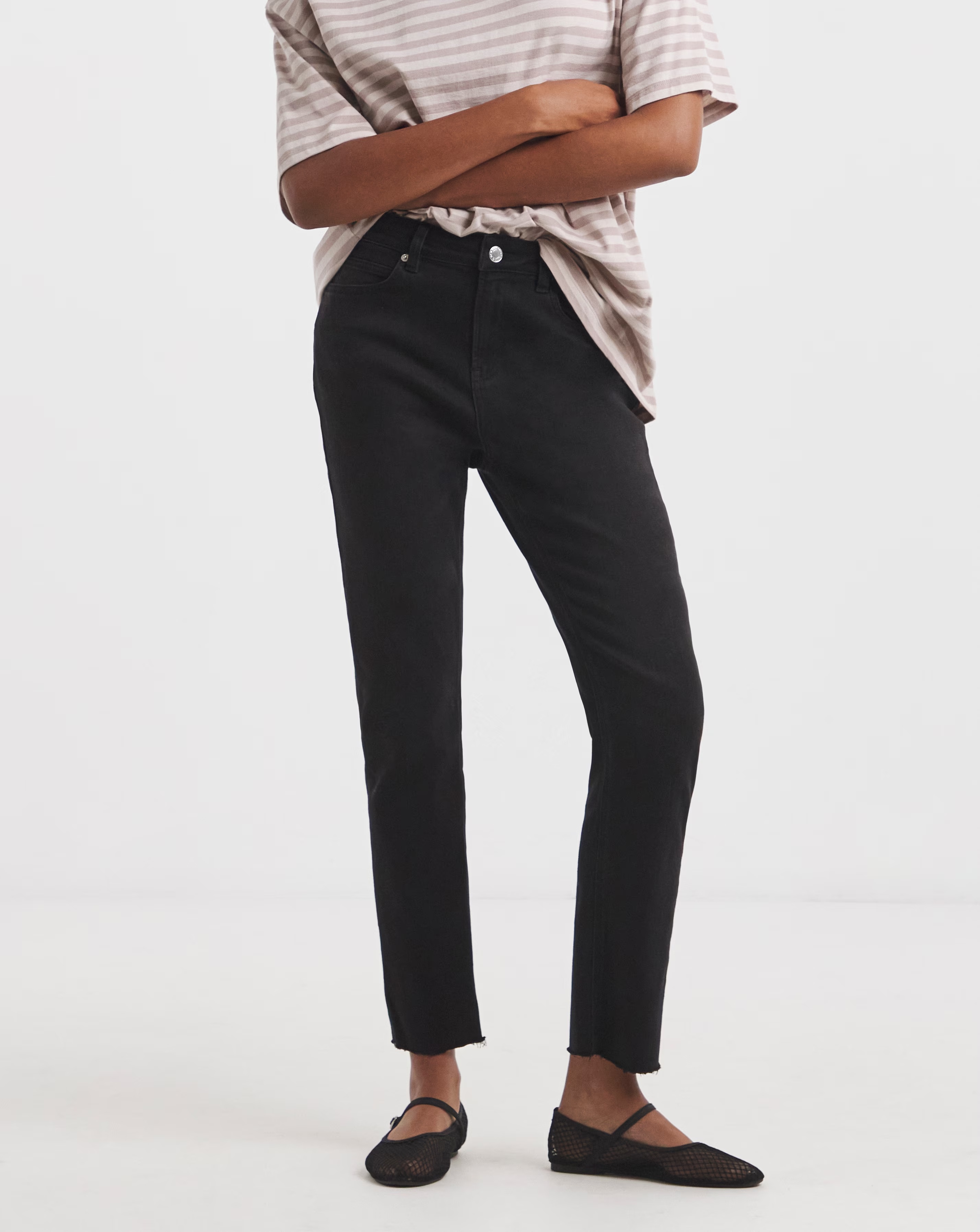 5904-simply-be-black-authentic-finish-ankle-grazer-jeans-1.jpg