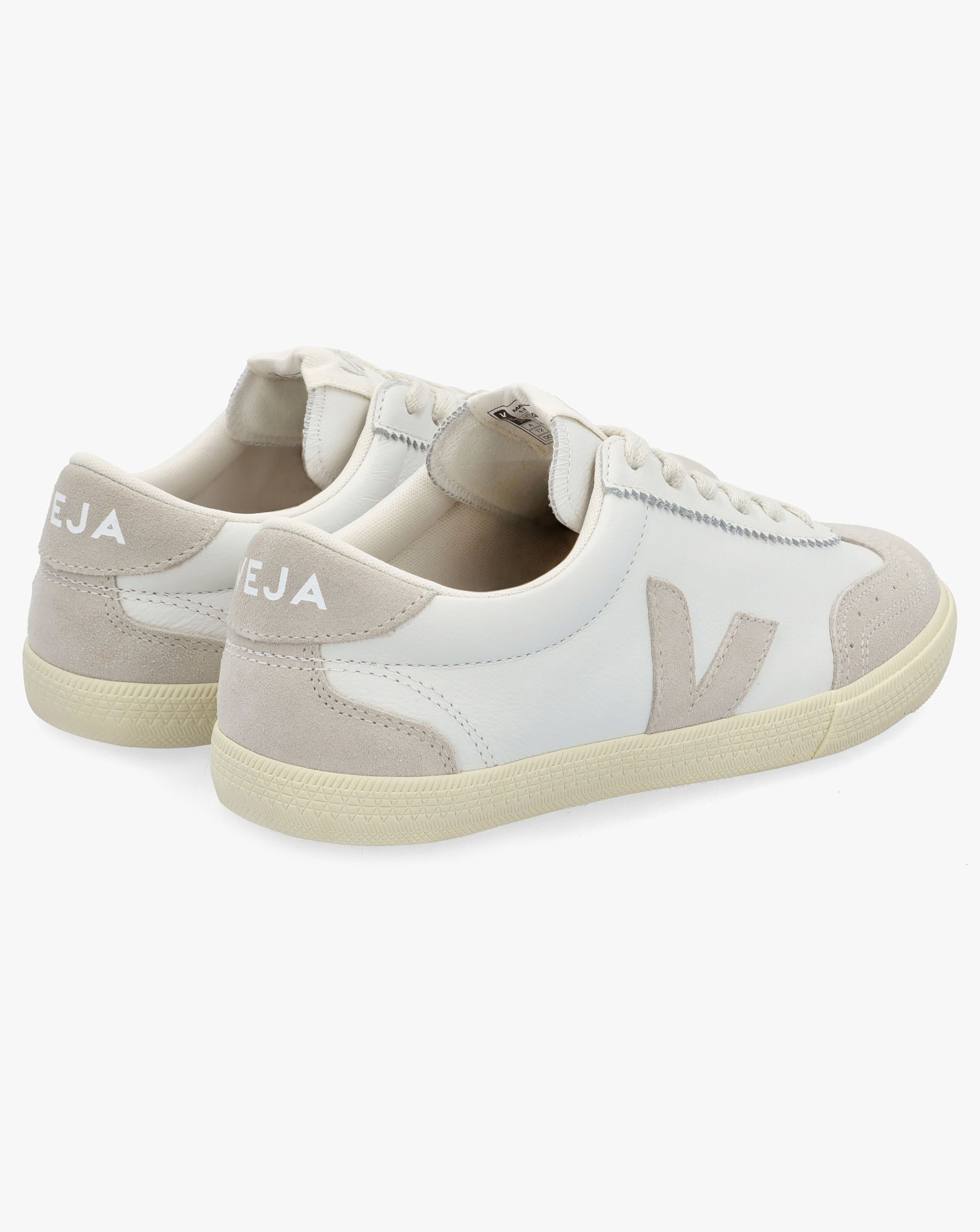 59141-veja-volley-o-t-leather-white-natural-trainers-1.jpg