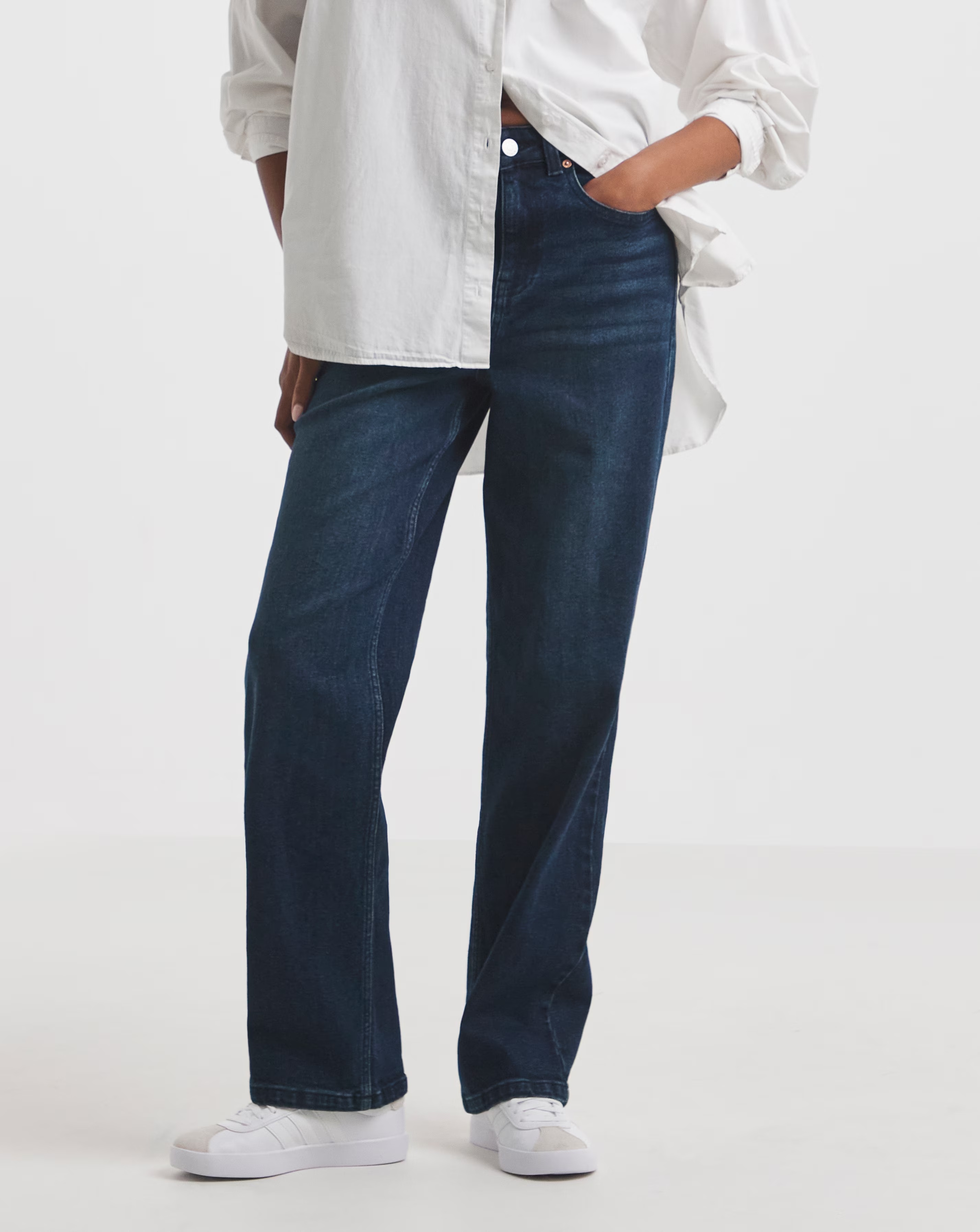 6085-indigo-authentic-relaxed-straight-leg-jeans-1.jpg