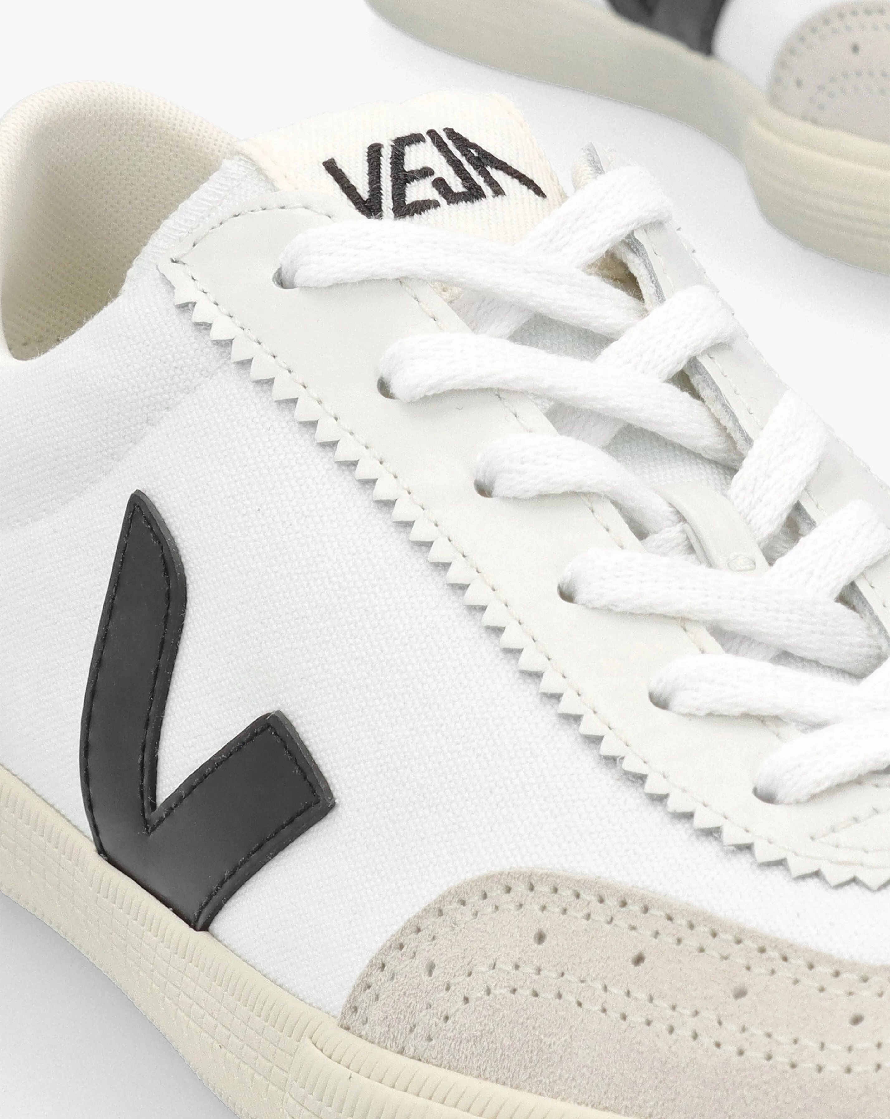 61010-veja-volley-white-black-canvas-trainers-1.jpg