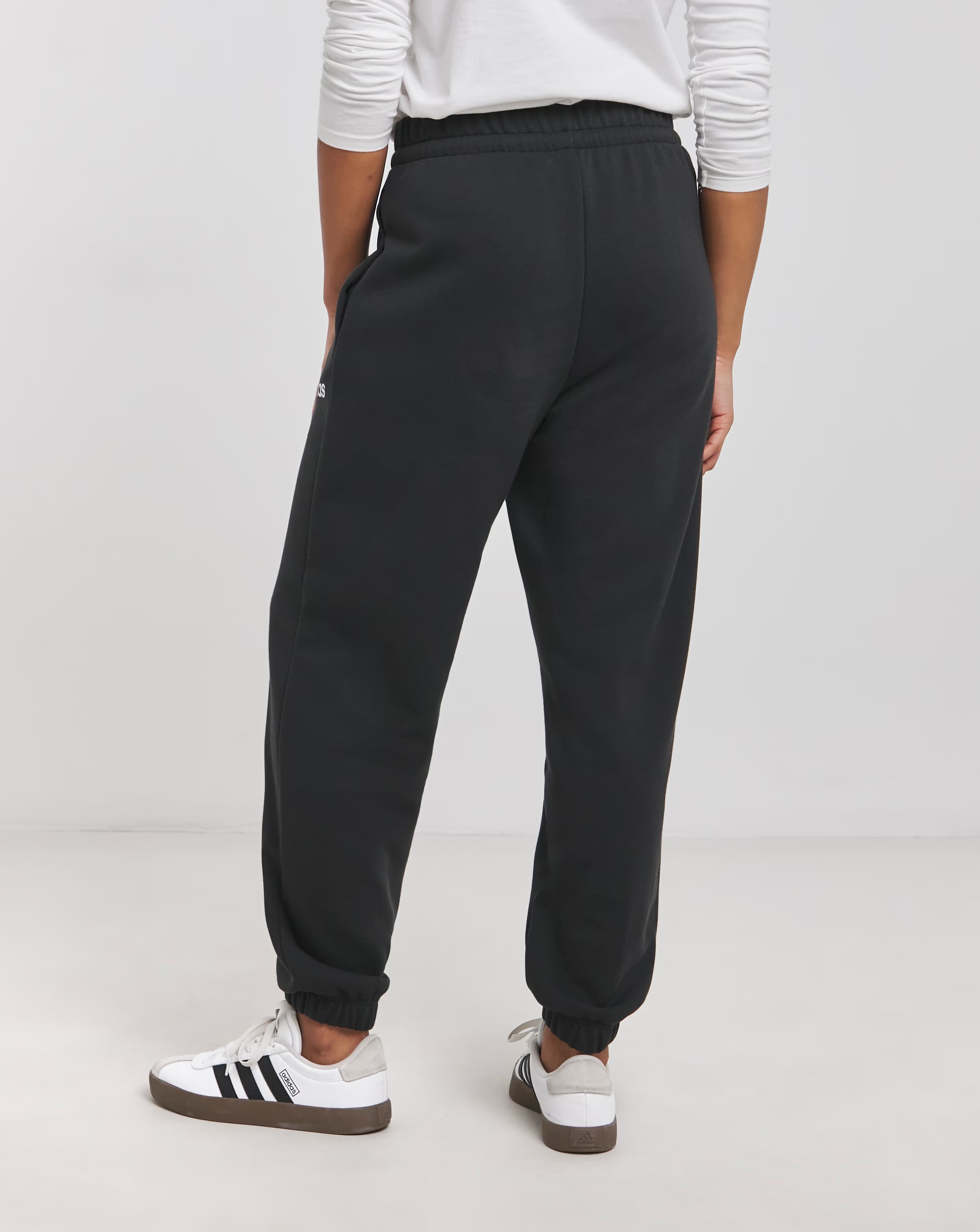 612-adidas-essentials-linear-french-terry-pants-1.jpg