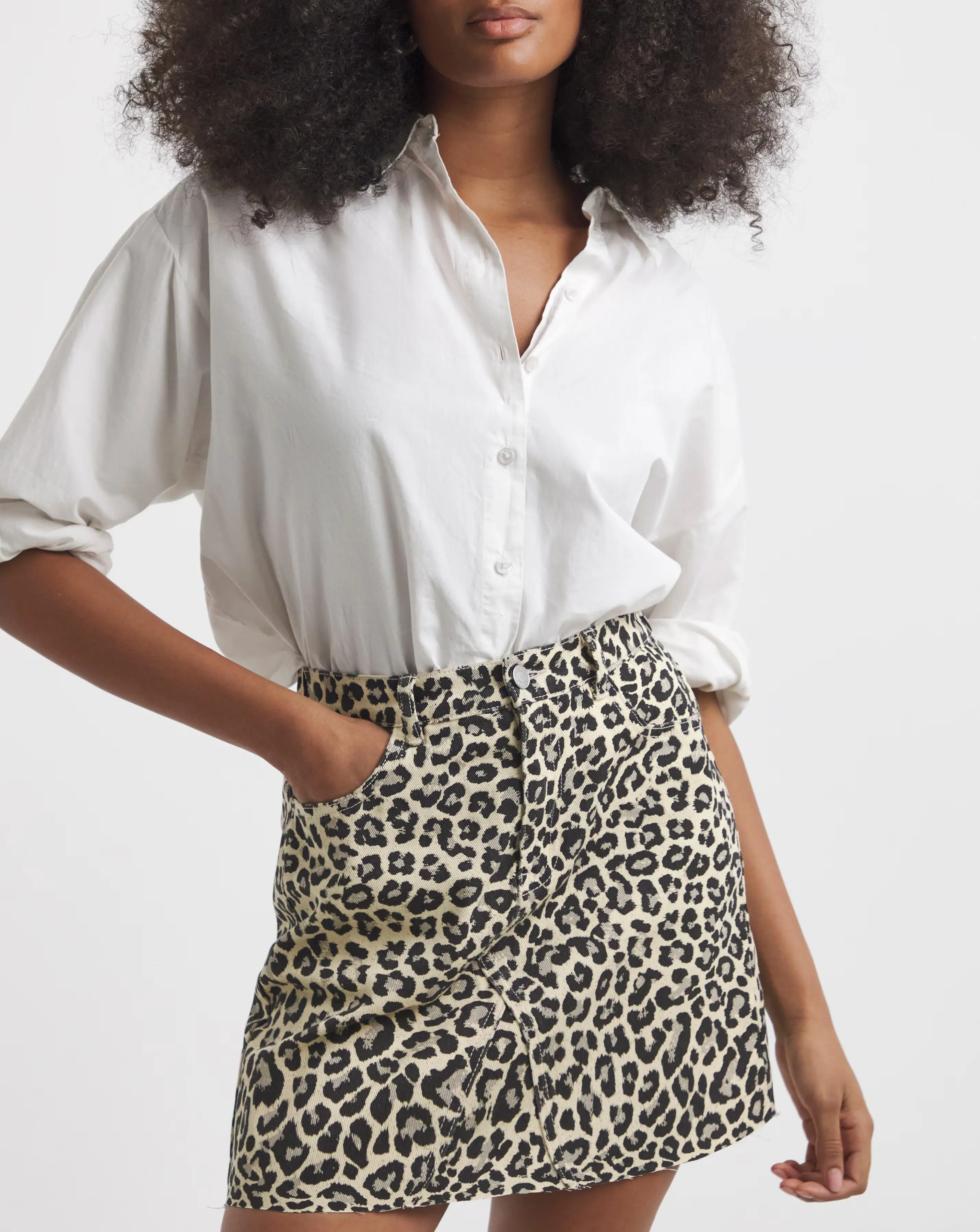 6123-simply-be-light-leopard-denim-five-pocket-mini-skirt-1.jpg