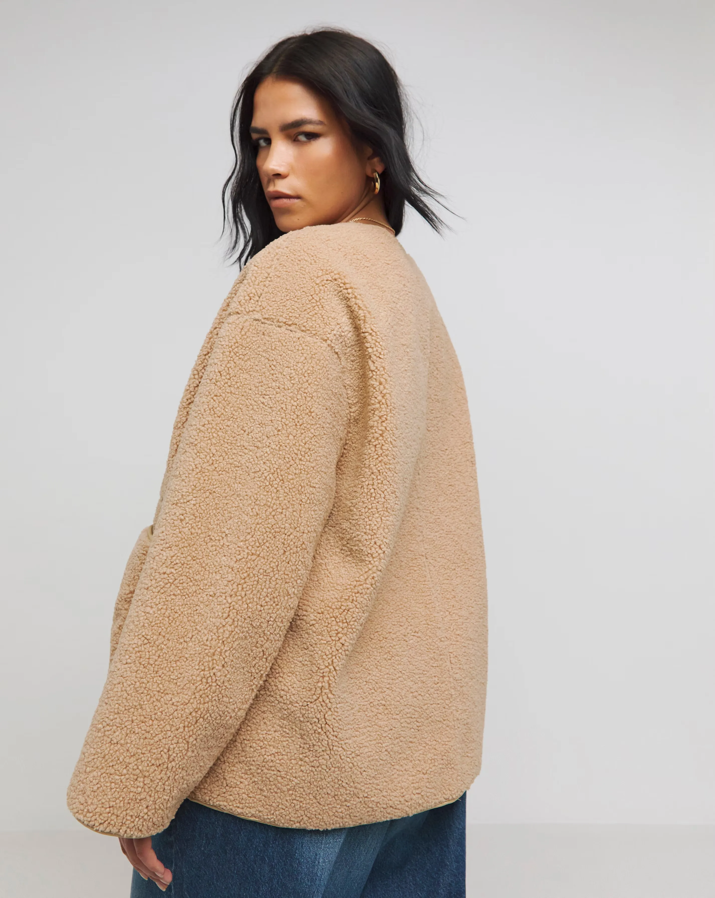 61347-natural-round-neck-zip-through-borg-jacket-1.webp
