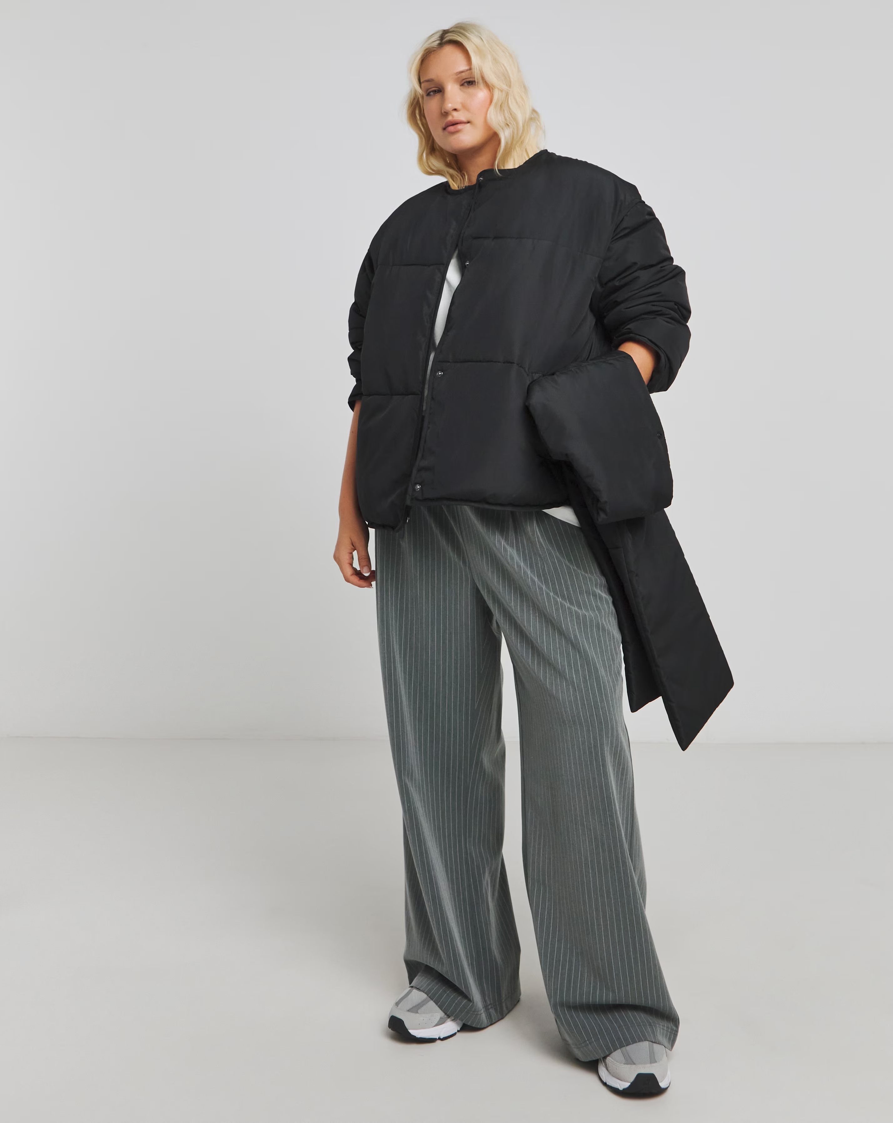 Black Round Neck Jacket With Detachable Scarf 1 61488-black-round-neck-jacket-with-detachable-scarf-1.jpg