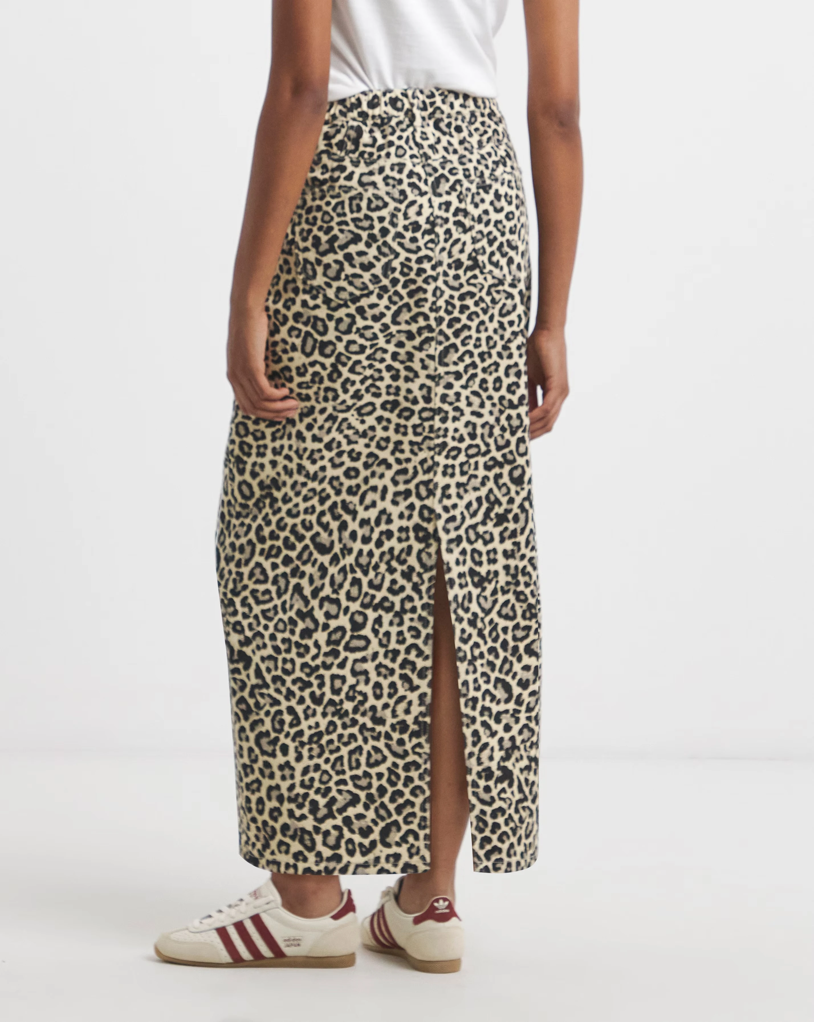 6149-simply-be-light-leopard-print-denim-midaxi-skirt-1.jpg