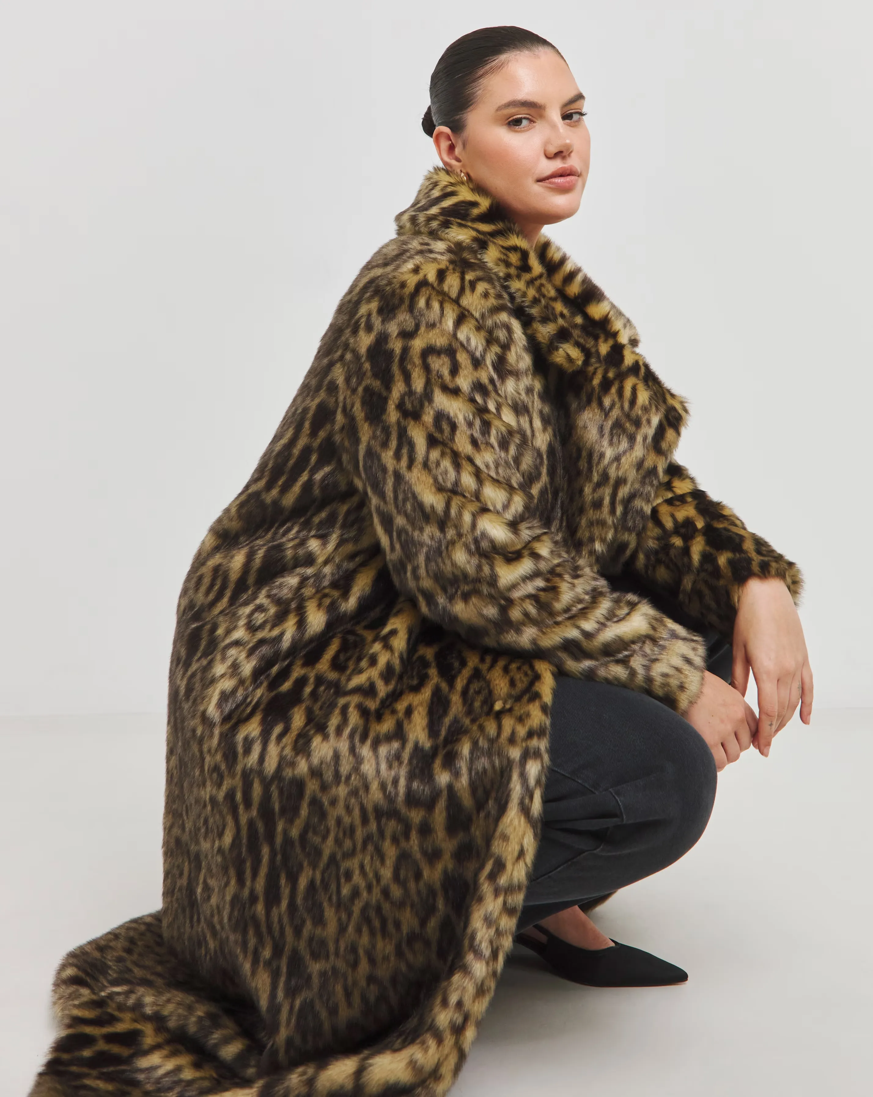 61915-leopard-faux-fur-midaxi-coat-1.jpg
