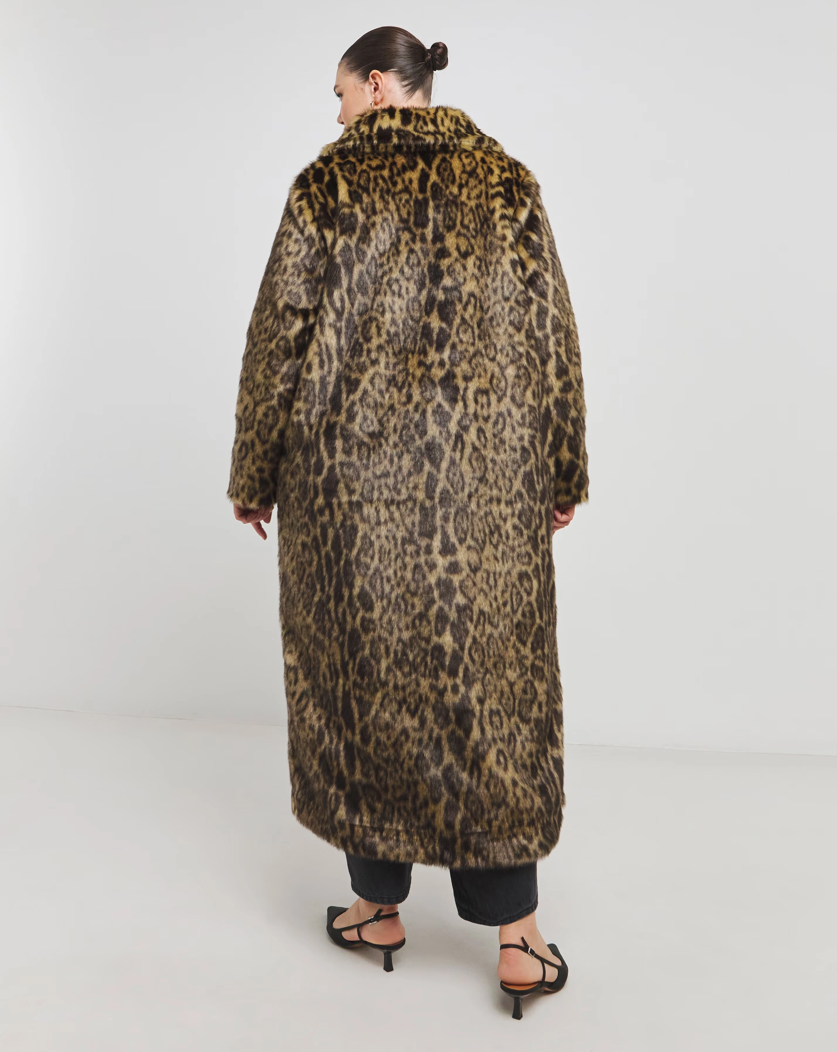 61915-leopard-faux-fur-midaxi-coat-1.jpg