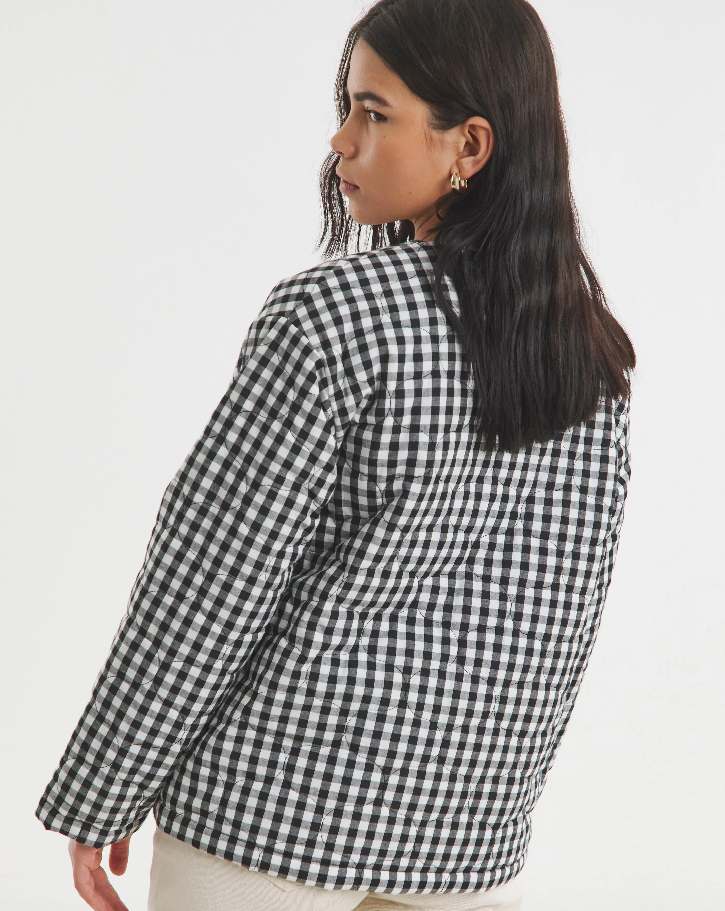 62005-simply-be-black-quilted-gingham-jacket-1.webp