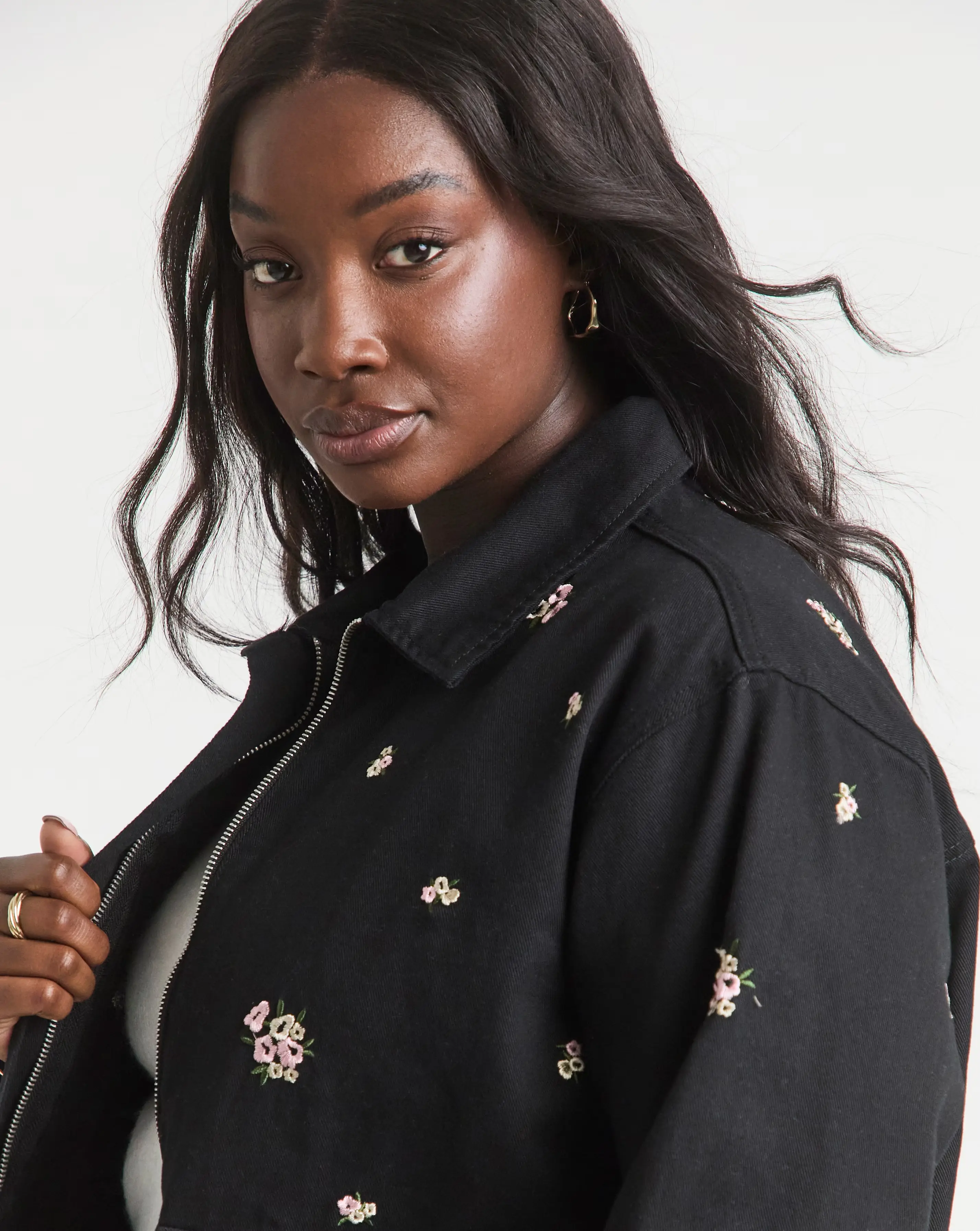 62336-simply-be-washed-black-floral-embroidered-utility-shacket-1.webp