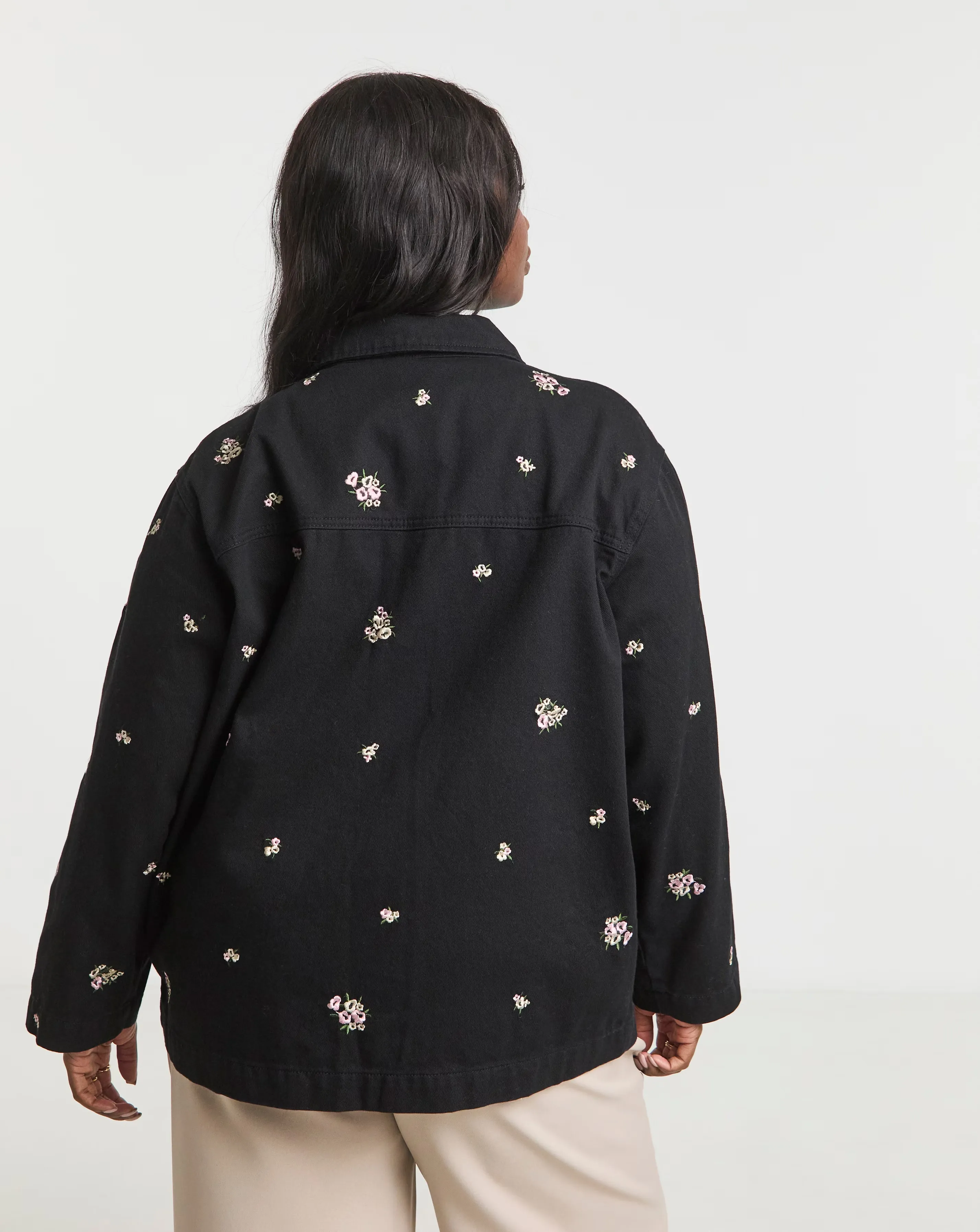 62336-simply-be-washed-black-floral-embroidered-utility-shacket-1.webp
