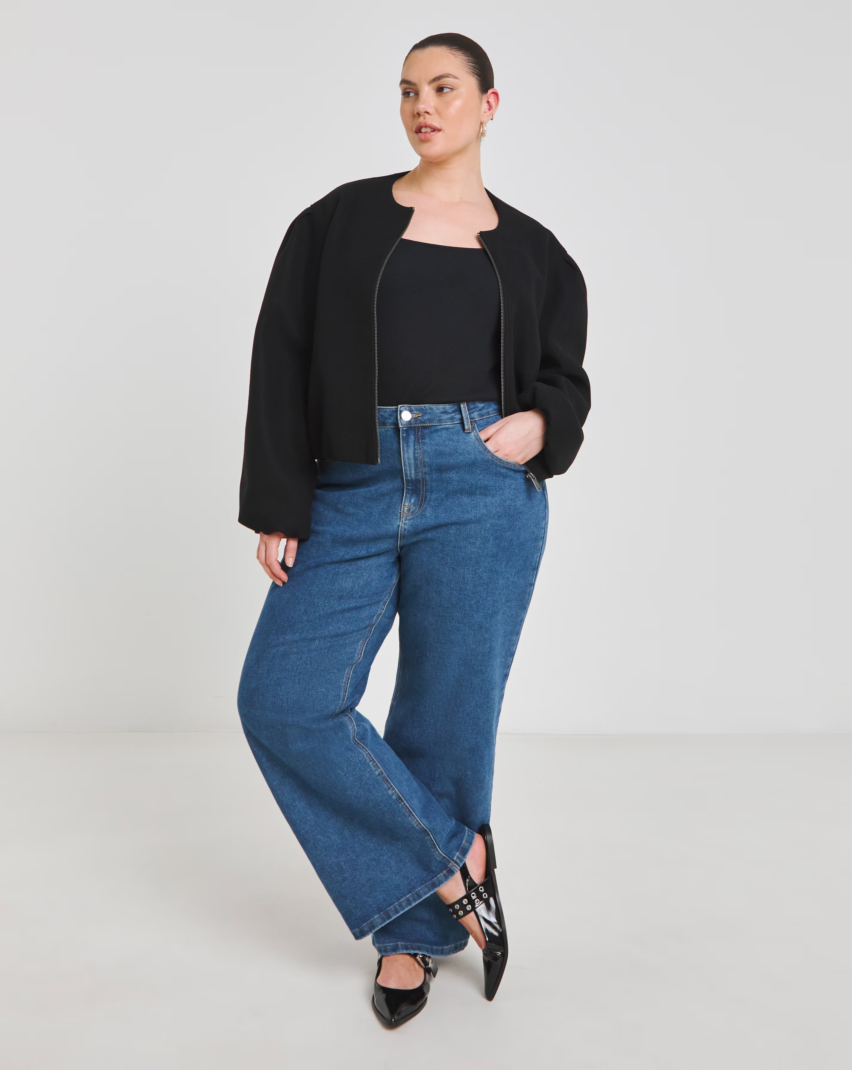 62361-simply-be-black-bubble-hem-round-collar-jacket-1.webp