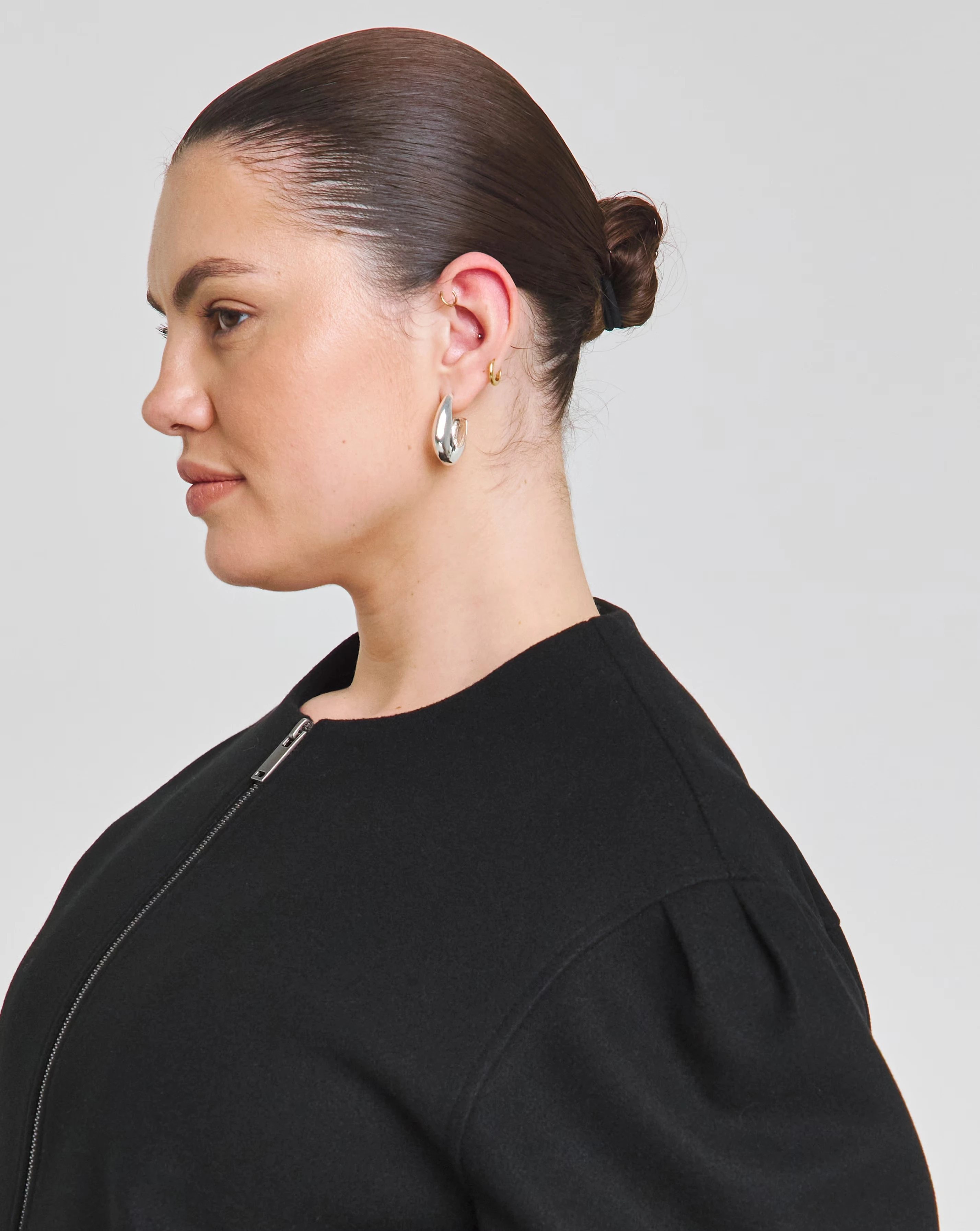 62361-simply-be-black-bubble-hem-round-collar-jacket-1.webp