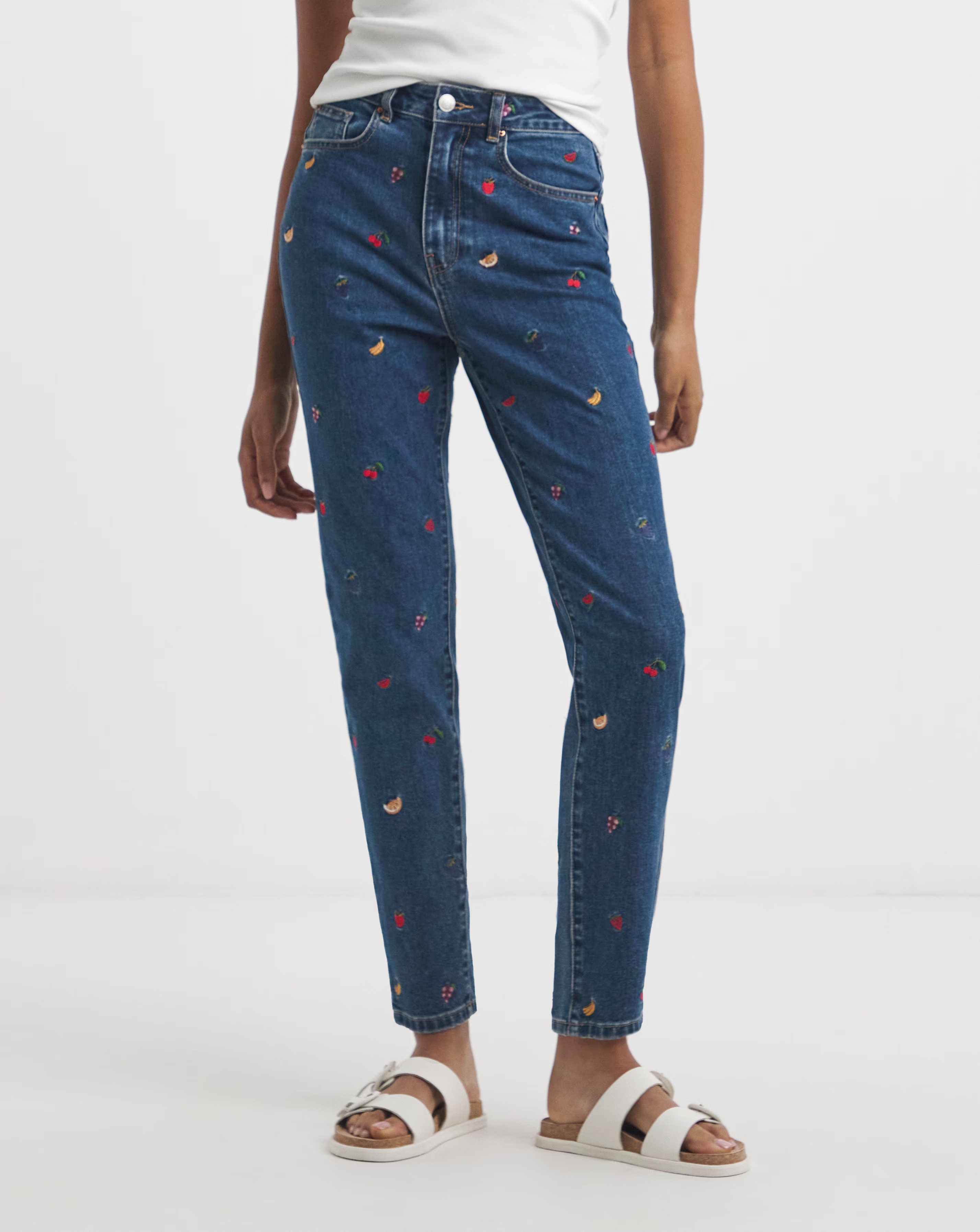 6278-simply-be-indigo-fruit-salad-embroidered-mom-jeans-1.jpg