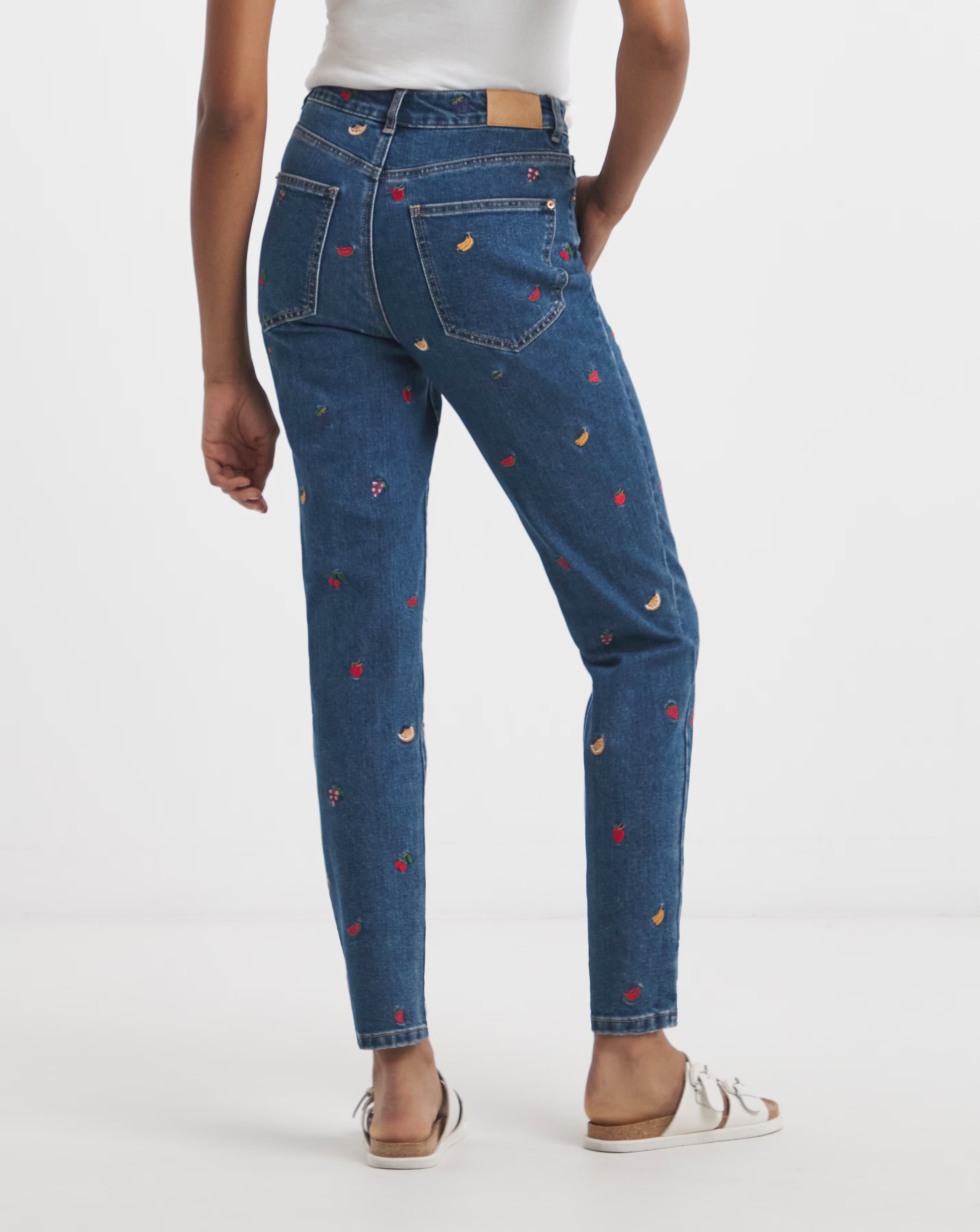6278-simply-be-indigo-fruit-salad-embroidered-mom-jeans-1.jpg