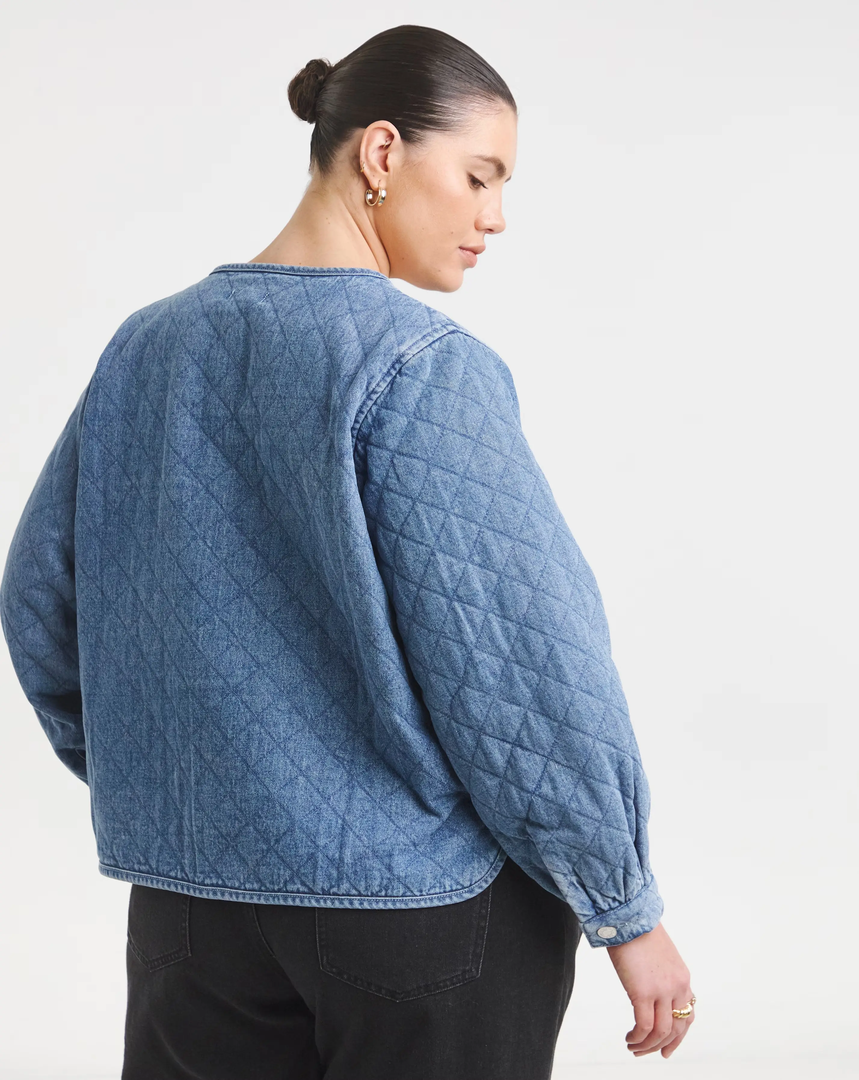 6472-simply-be-mid-blue-quilted-tie-front-denim-jacket-1.webp