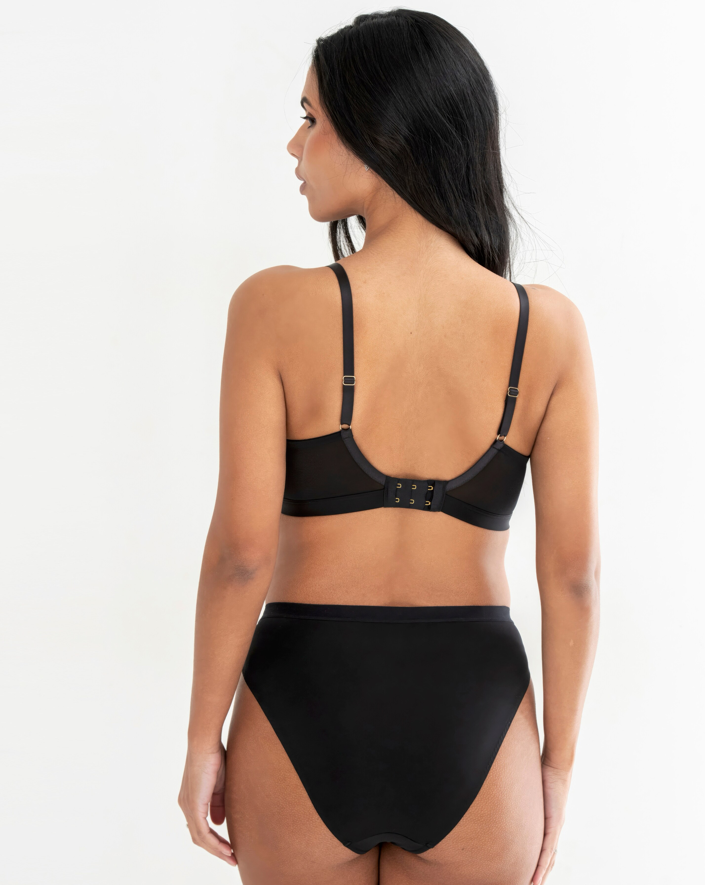 65163-pour-moi-geo-sculpt-fuller-bust-non-wire-bralette-black-1.webp